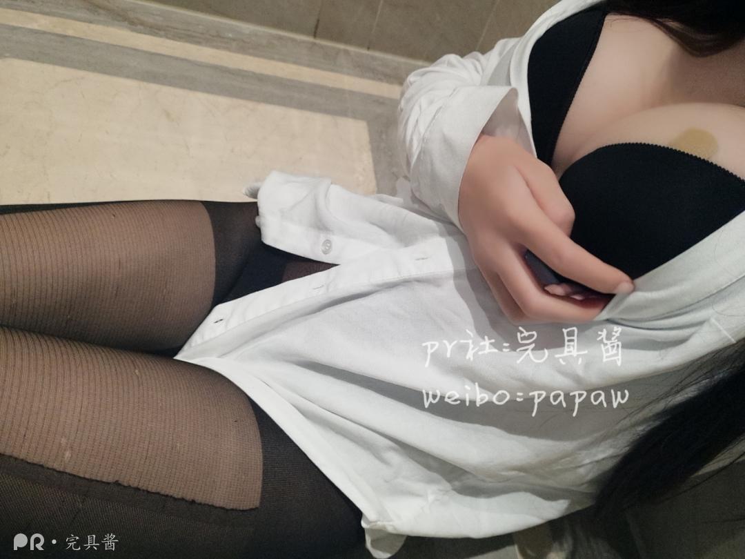 完具少女w -咨询台