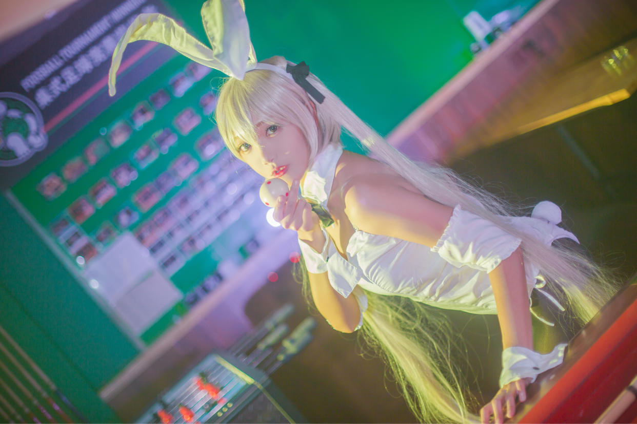 吃一口兔子 你们穹的兔女郎