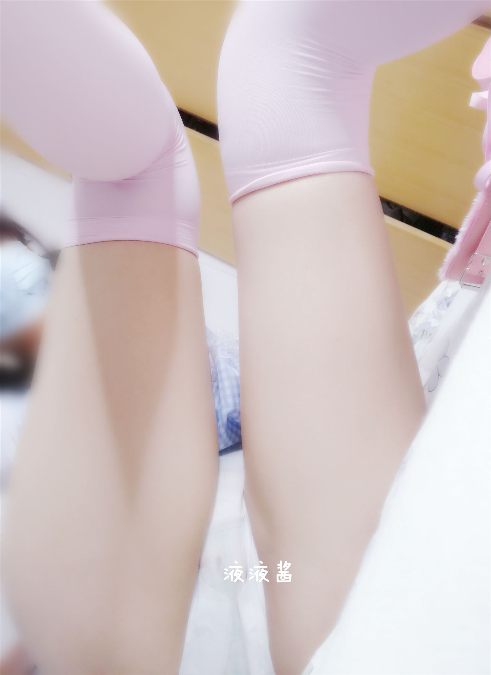 萝莉液液酱YeYe - 女仆sm