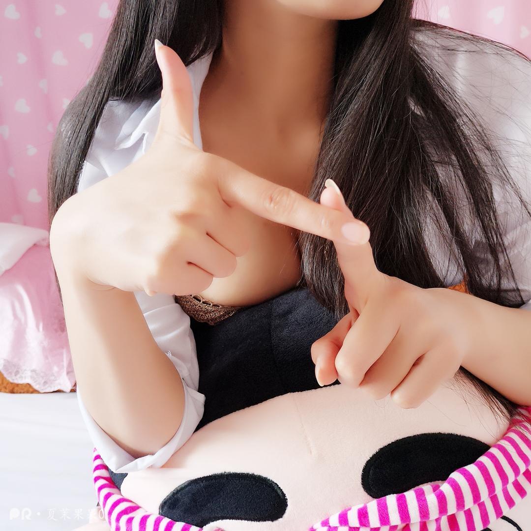 夏茉果果-手足红唇