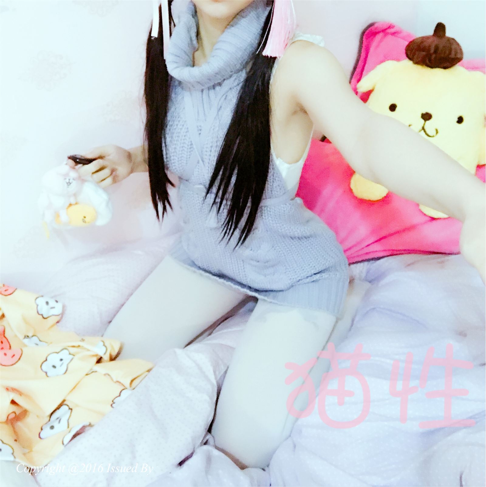 猫性少女 套图 高领毛衣