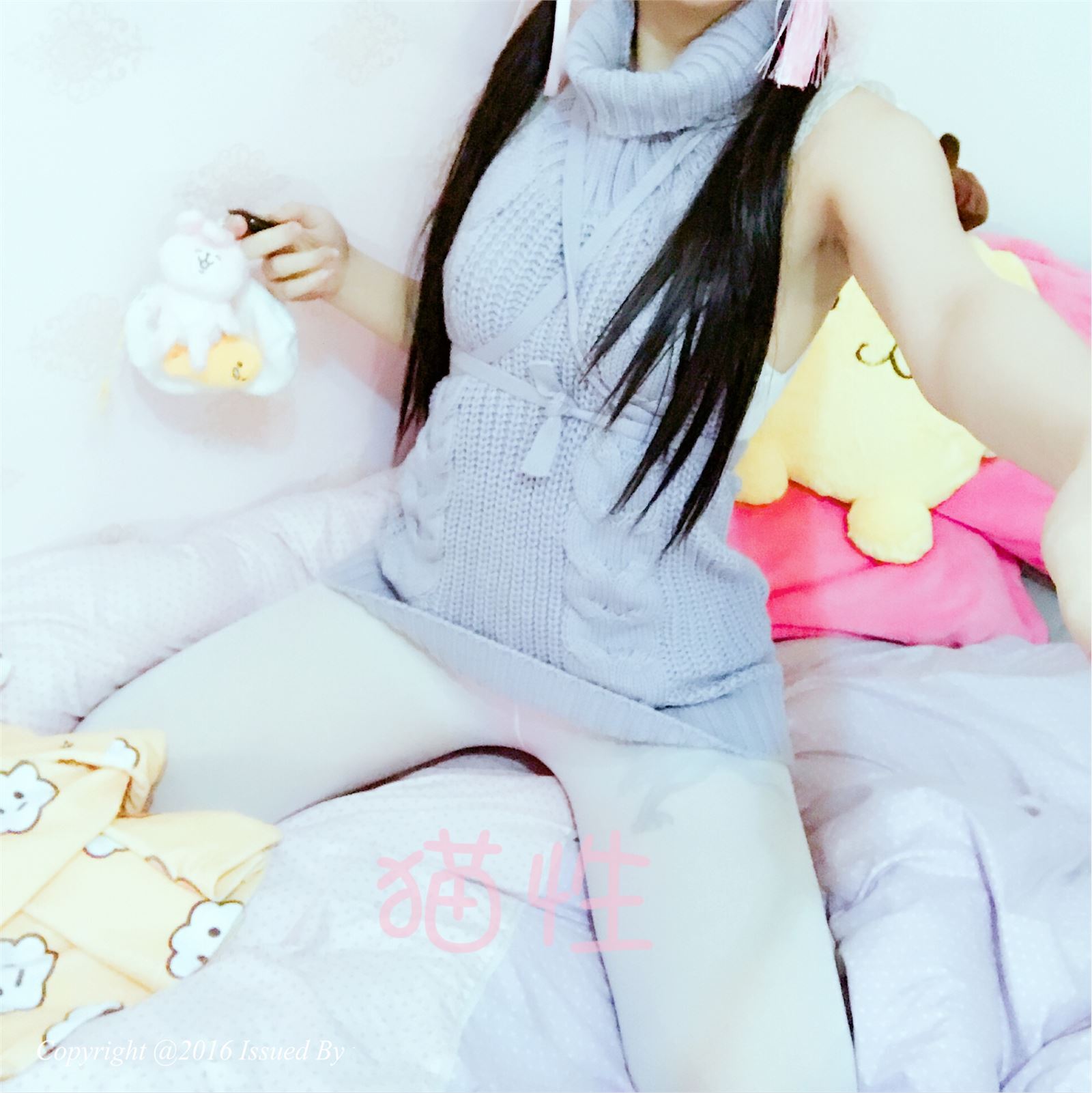 猫性少女 套图 高领毛衣