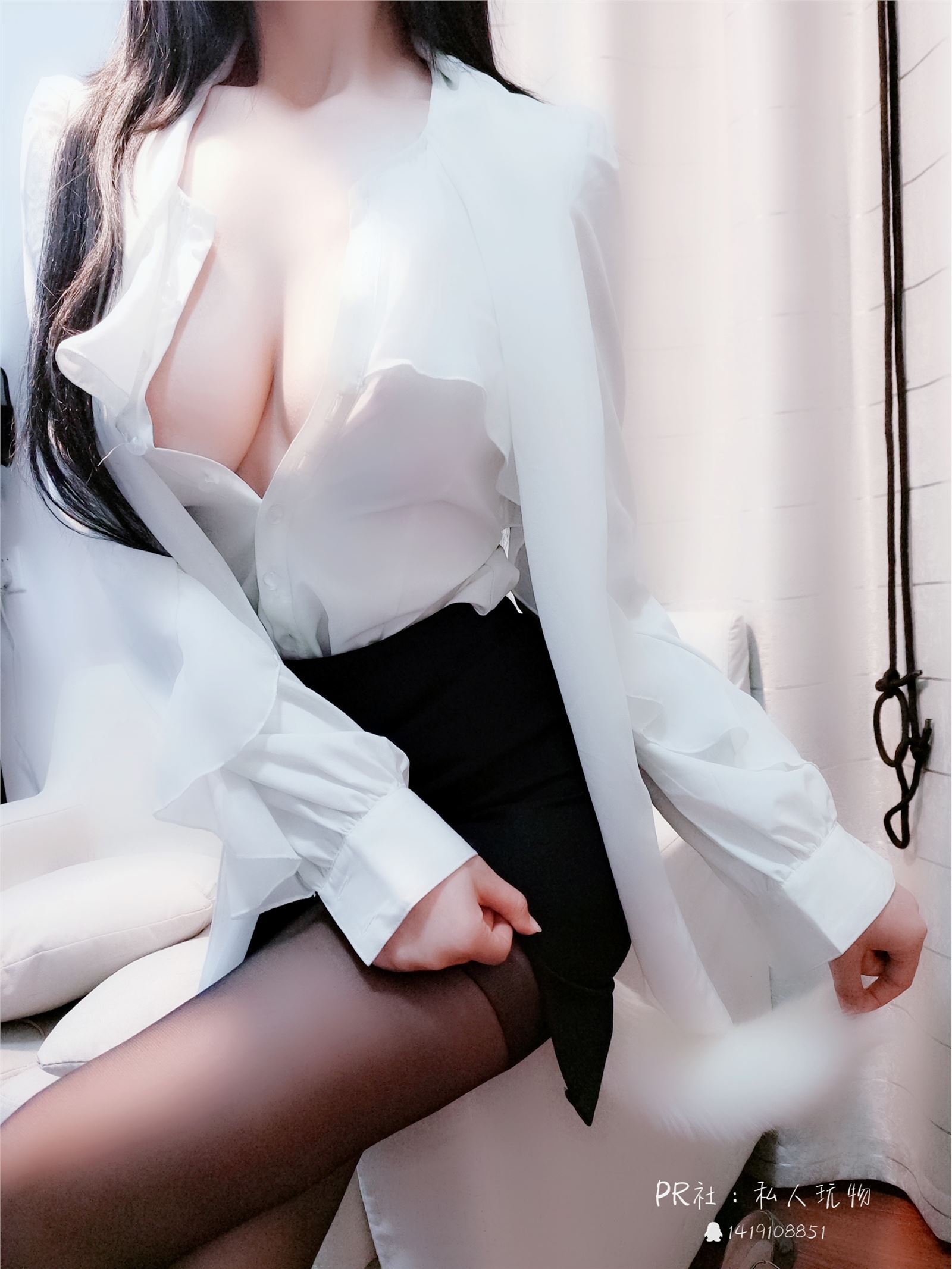 私人玩物福利 - 被发现真身的小秘书