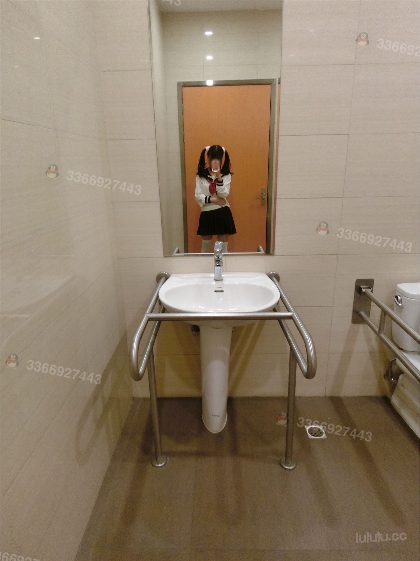 妄摄娘(清酒小百合) 厕所露出