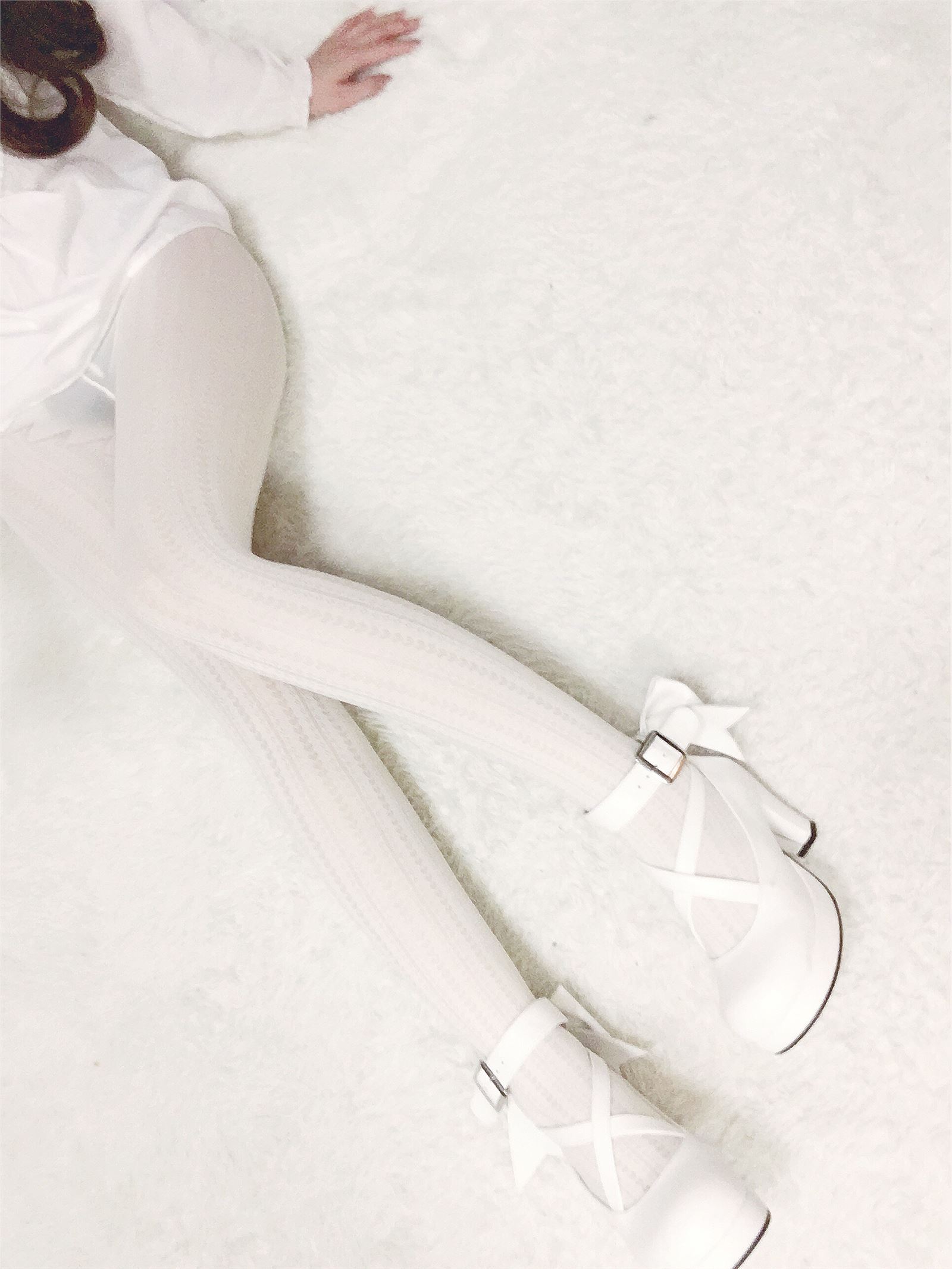 笔芯app邪魔暖暖-白天使与女特务