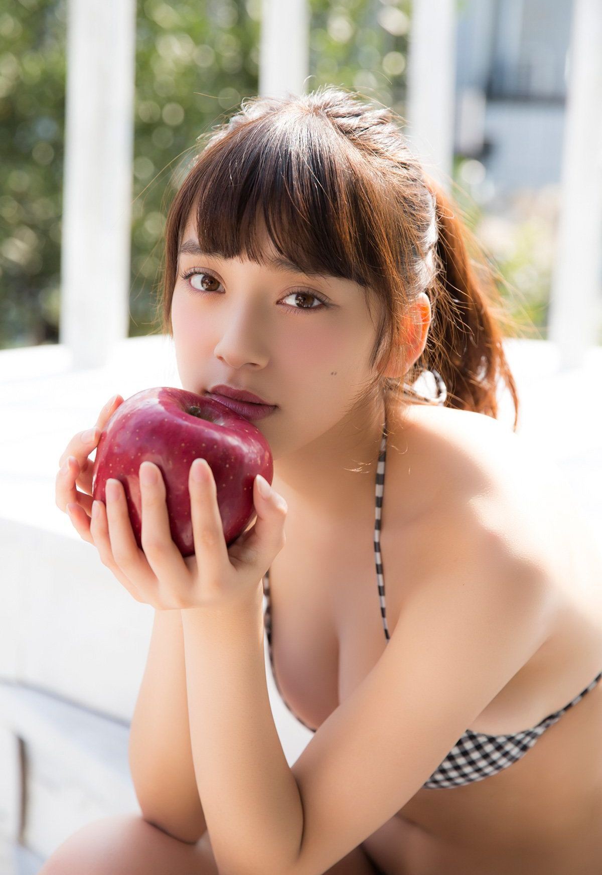 都丸纱也华写真集