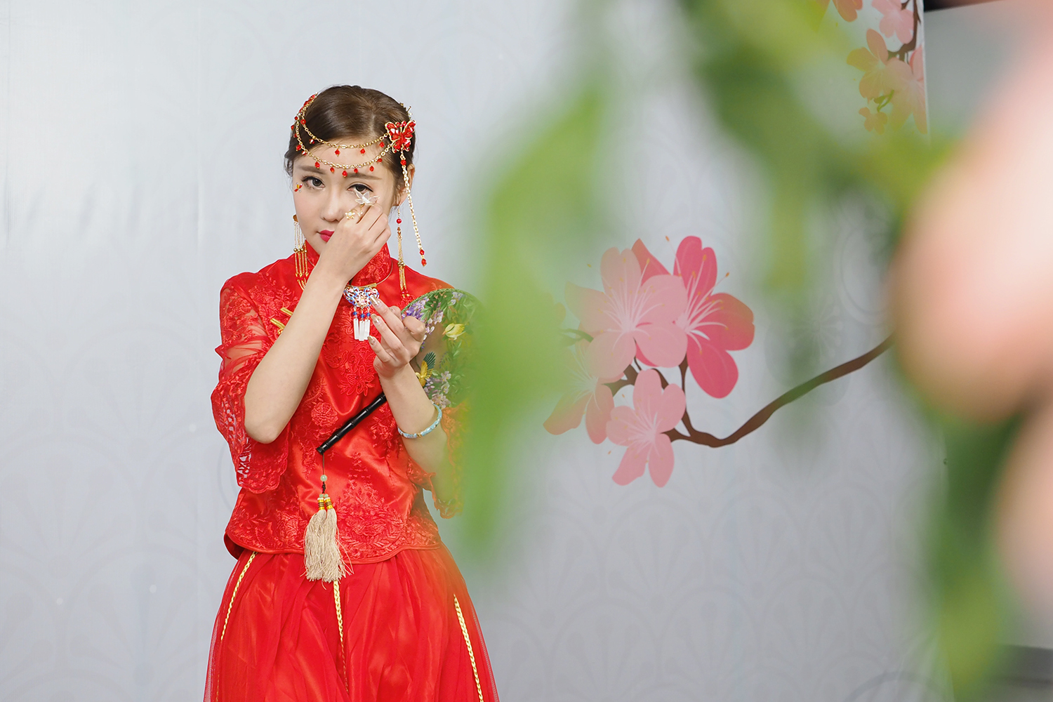 2018上海Olympus展会旗袍装嫩模 [伊港伊戆以刚]