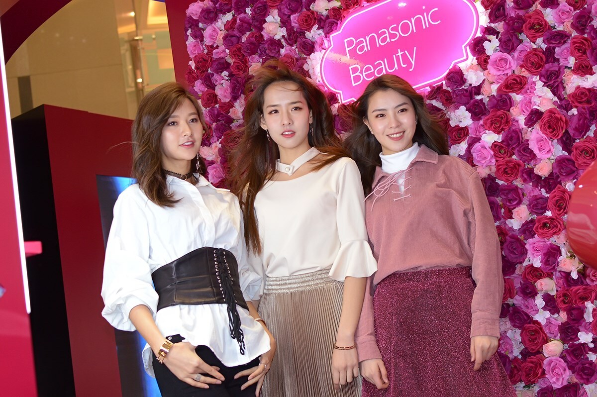 2018上海Panasonic展会性感嫩模 [伊港伊戆以刚]