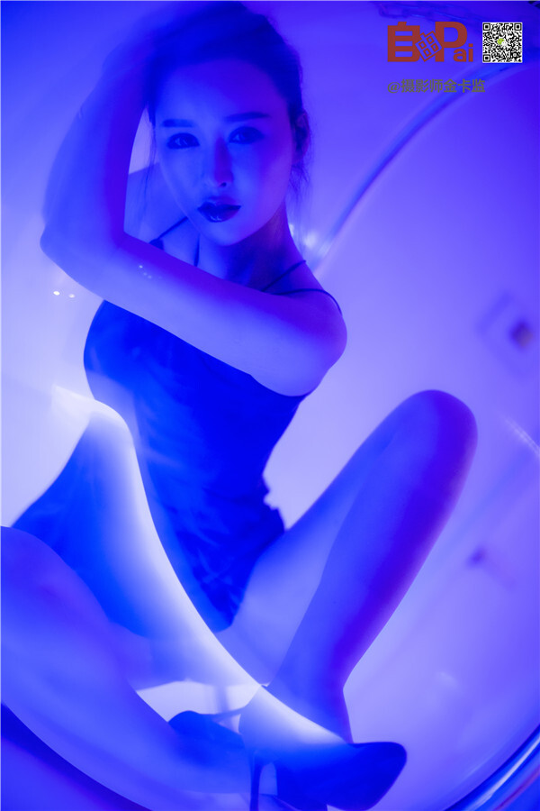 摄影师金卡监AISS女神索菲作品-夜色