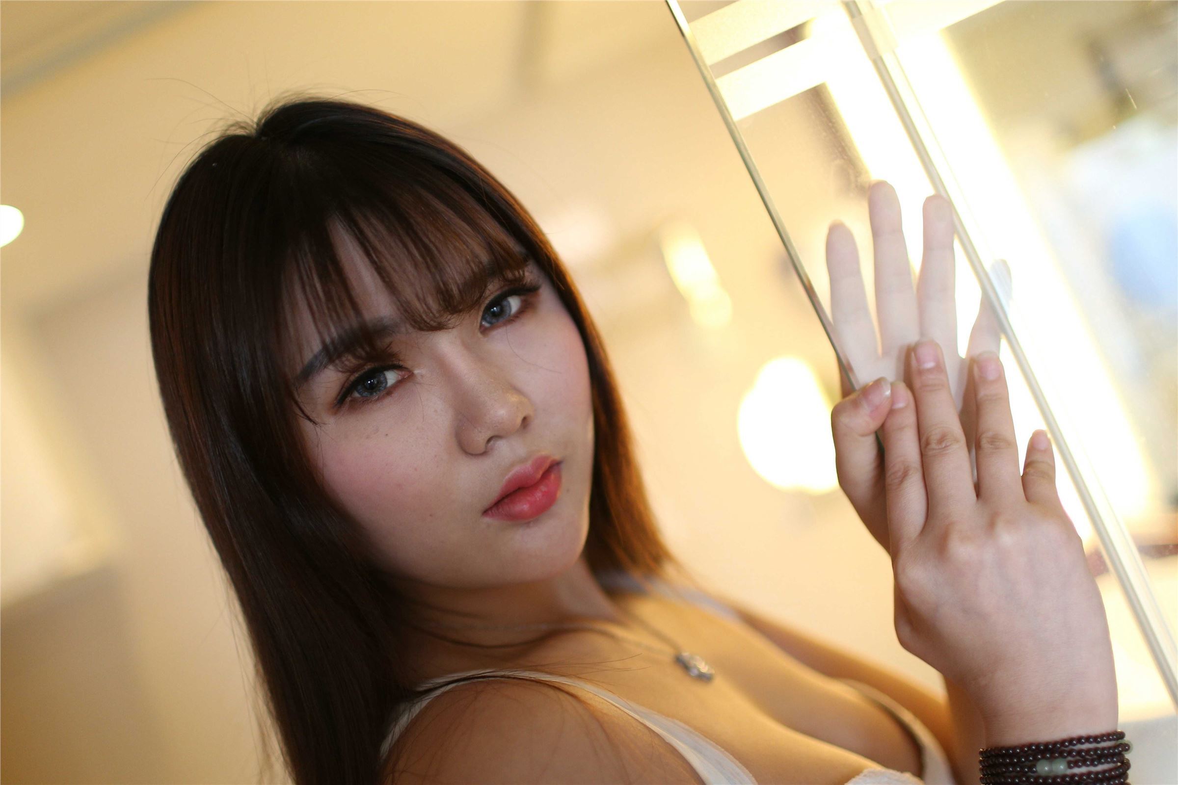 模特扬扬2015.04.10 1