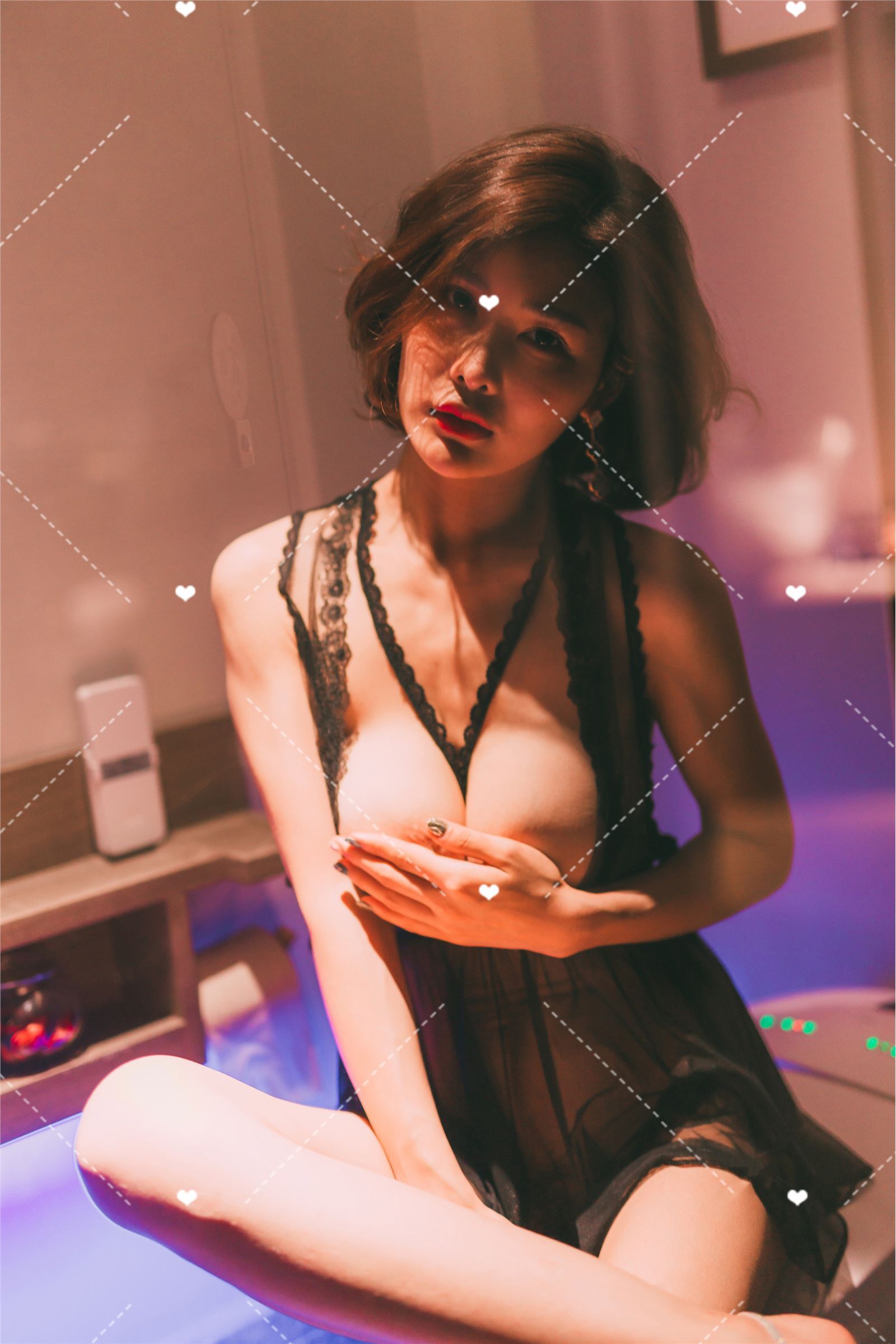 网红模特闫盼盼最新7月写真套图-透视