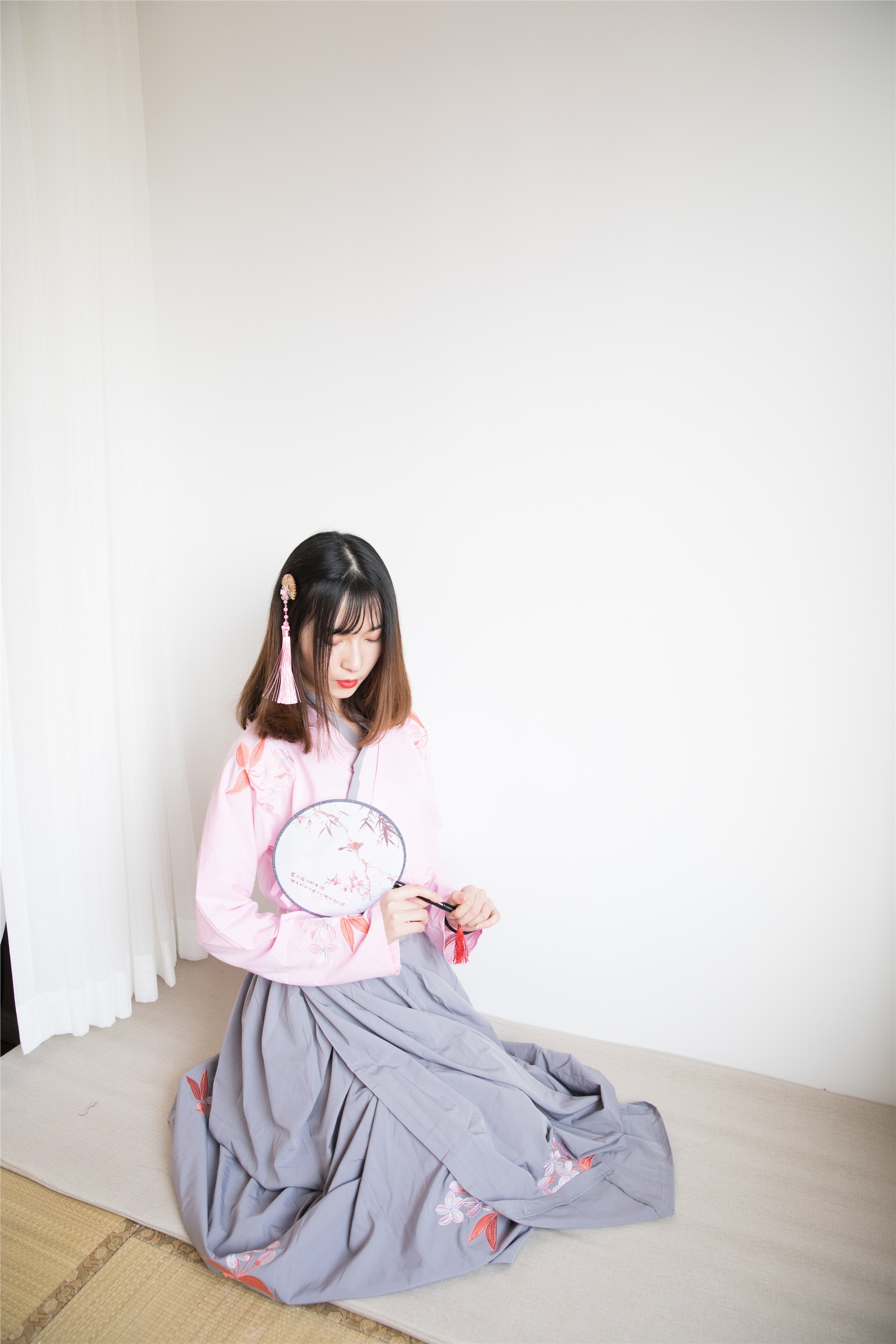 物恋传媒 No.109 猫耳-小众汉服与肉丝的巧妙搭配