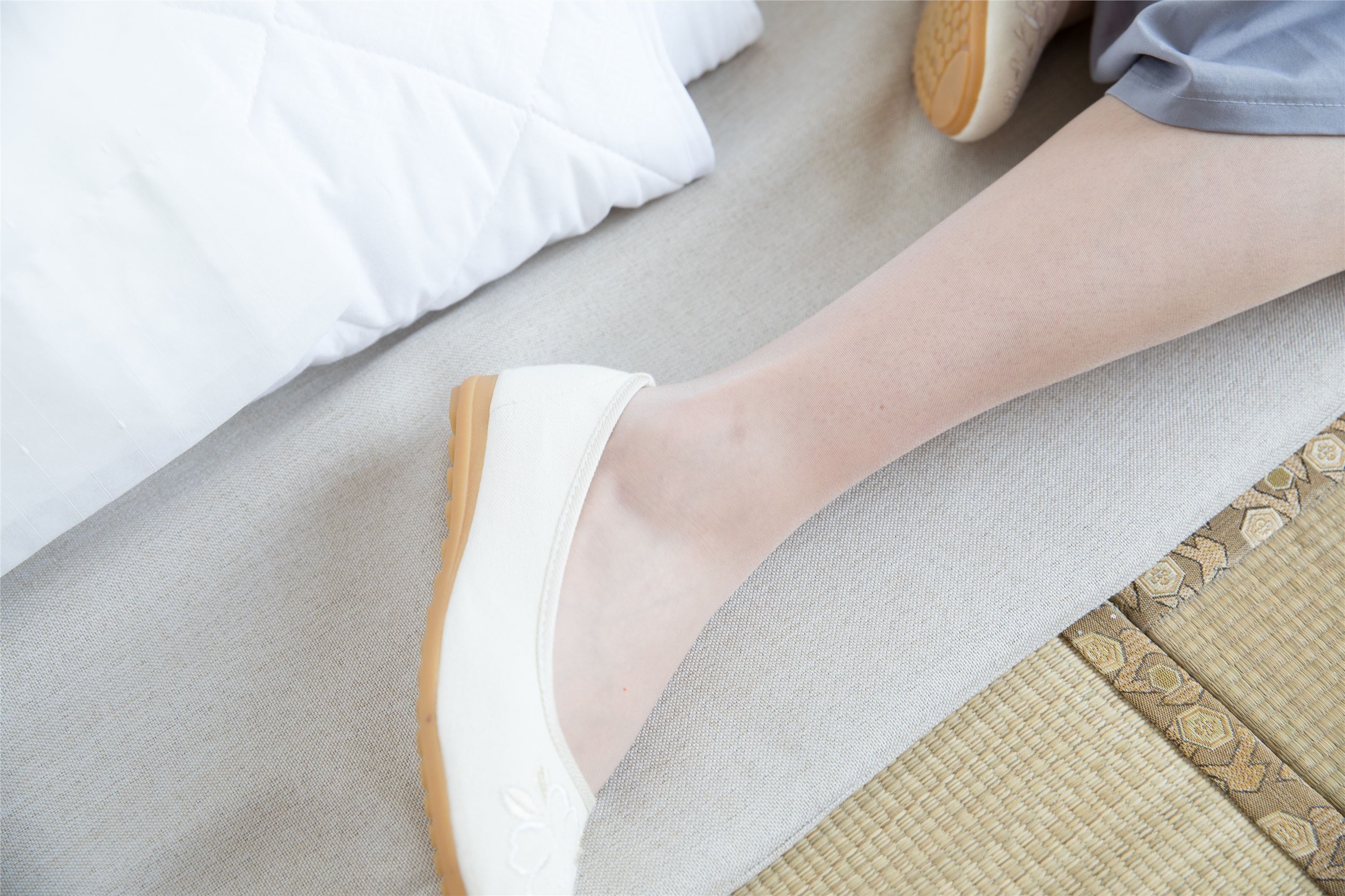 物恋传媒 No.109 猫耳-小众汉服与肉丝的巧妙搭配