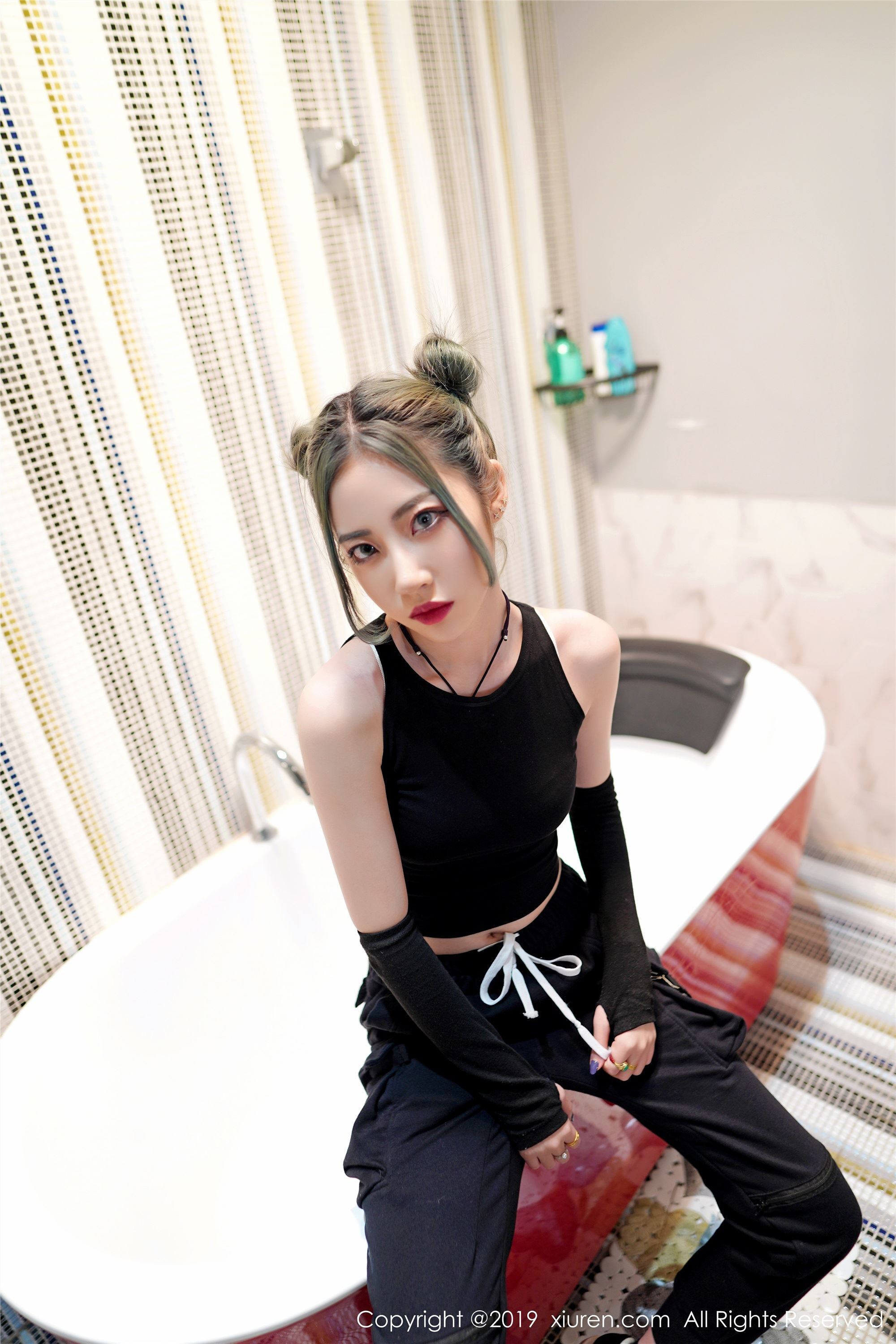 XIUREN秀人网  2019.08.26 NO.1644 贾诗晗