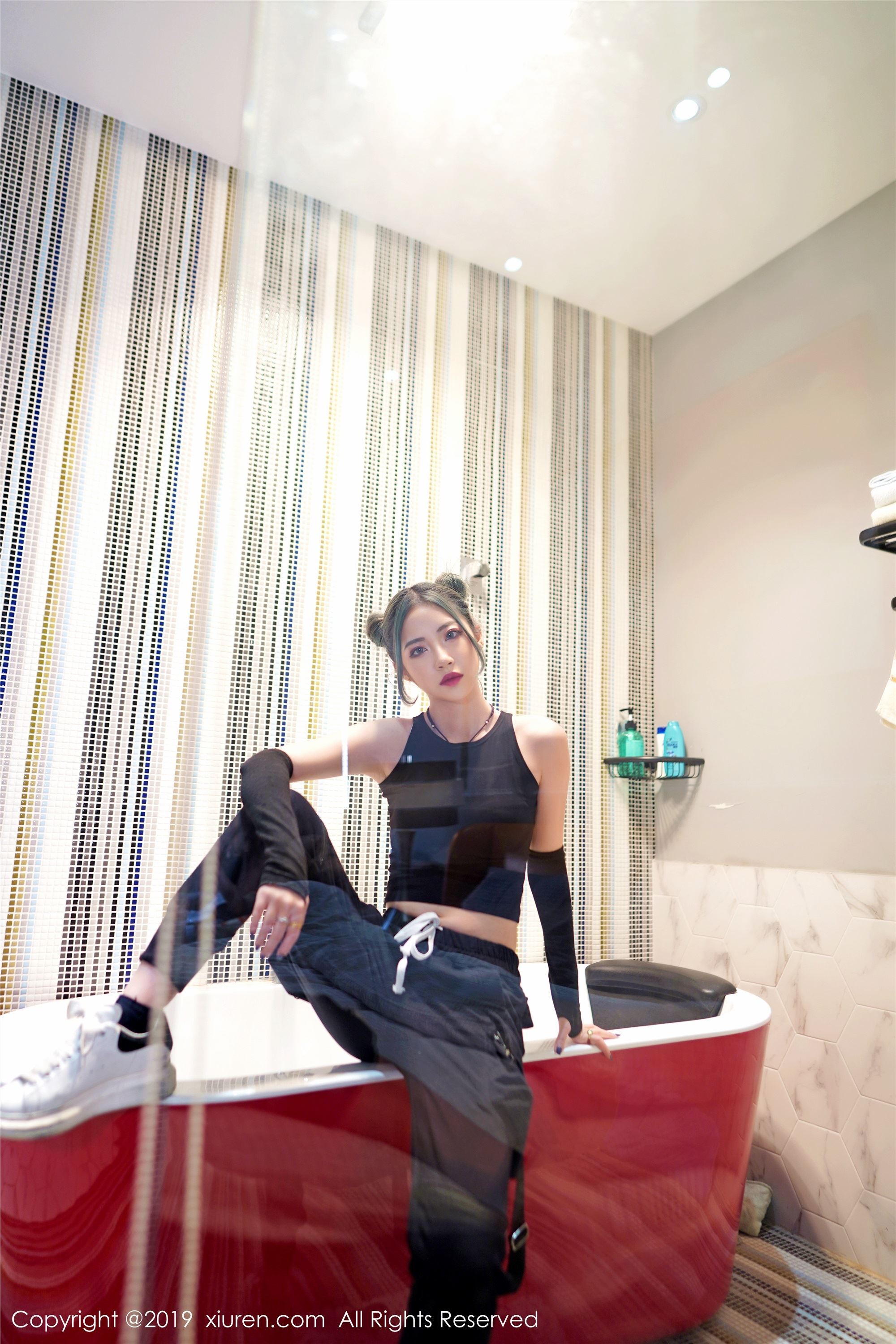 XIUREN秀人网  2019.08.26 NO.1644 贾诗晗