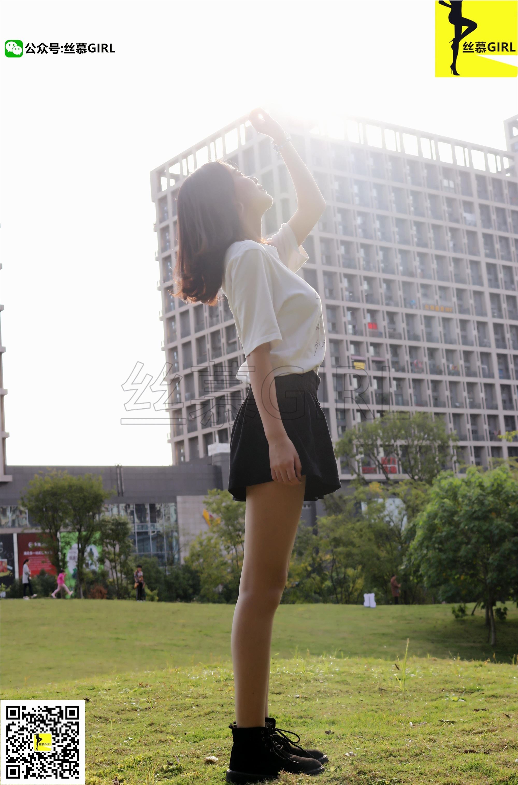 丝慕写真 第014期 模特：四月《黑天鹅与白天鹅》