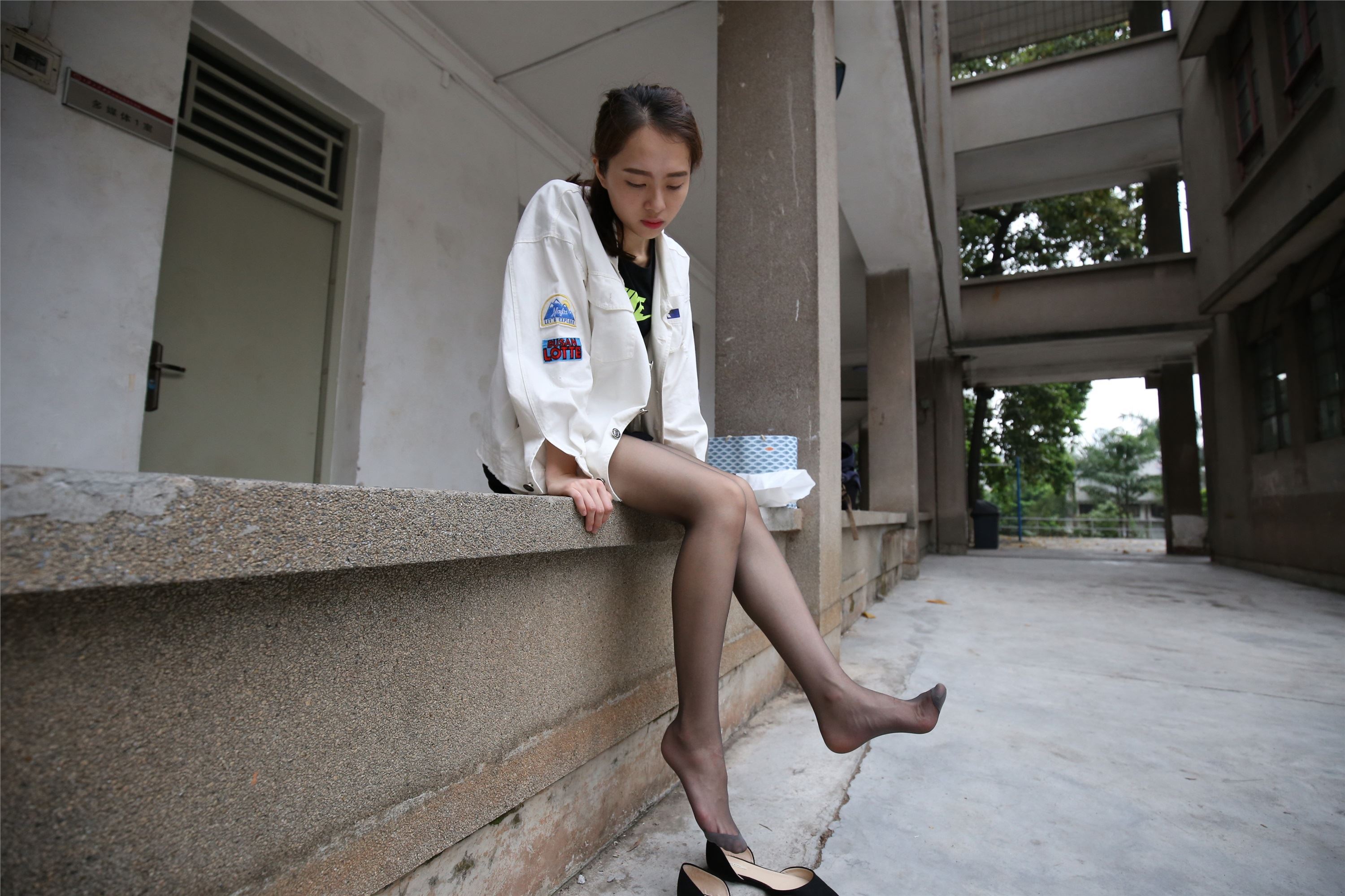 大西瓜美女图片 Z2-2 衬黑丝袜472p1