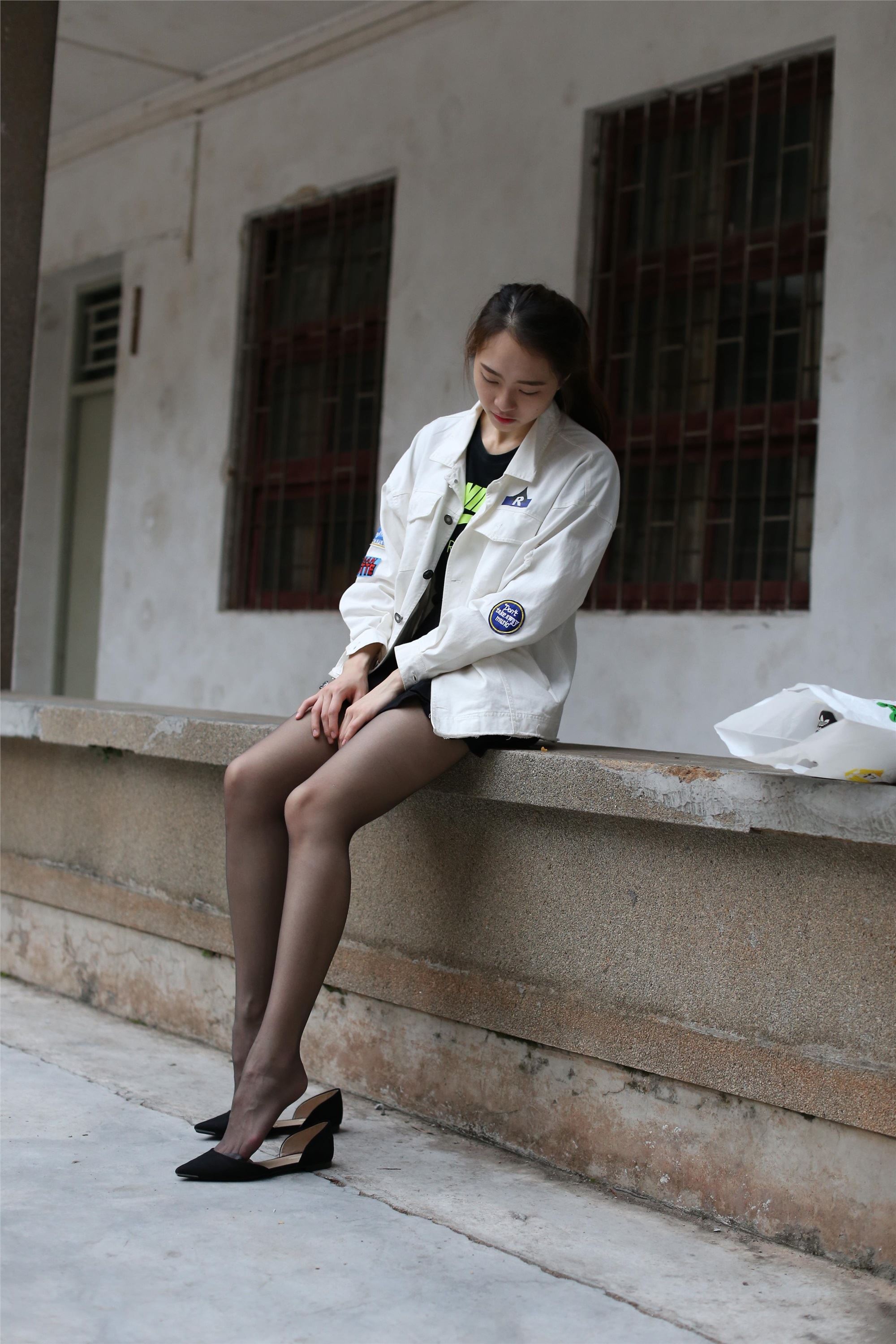 大西瓜美女图片 Z2-2 衬黑丝袜472p1