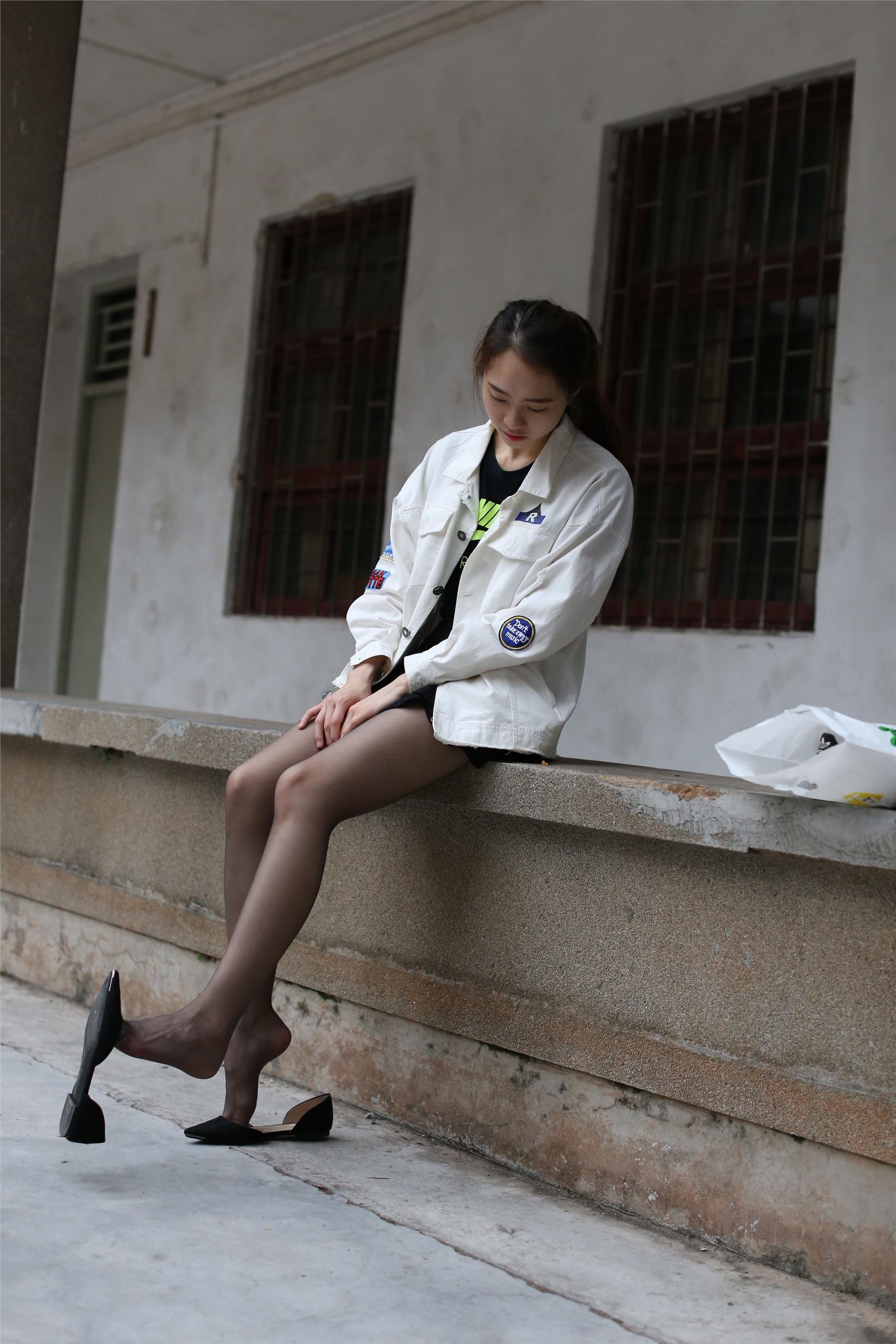 大西瓜美女图片 Z2-2 衬黑丝袜472p1