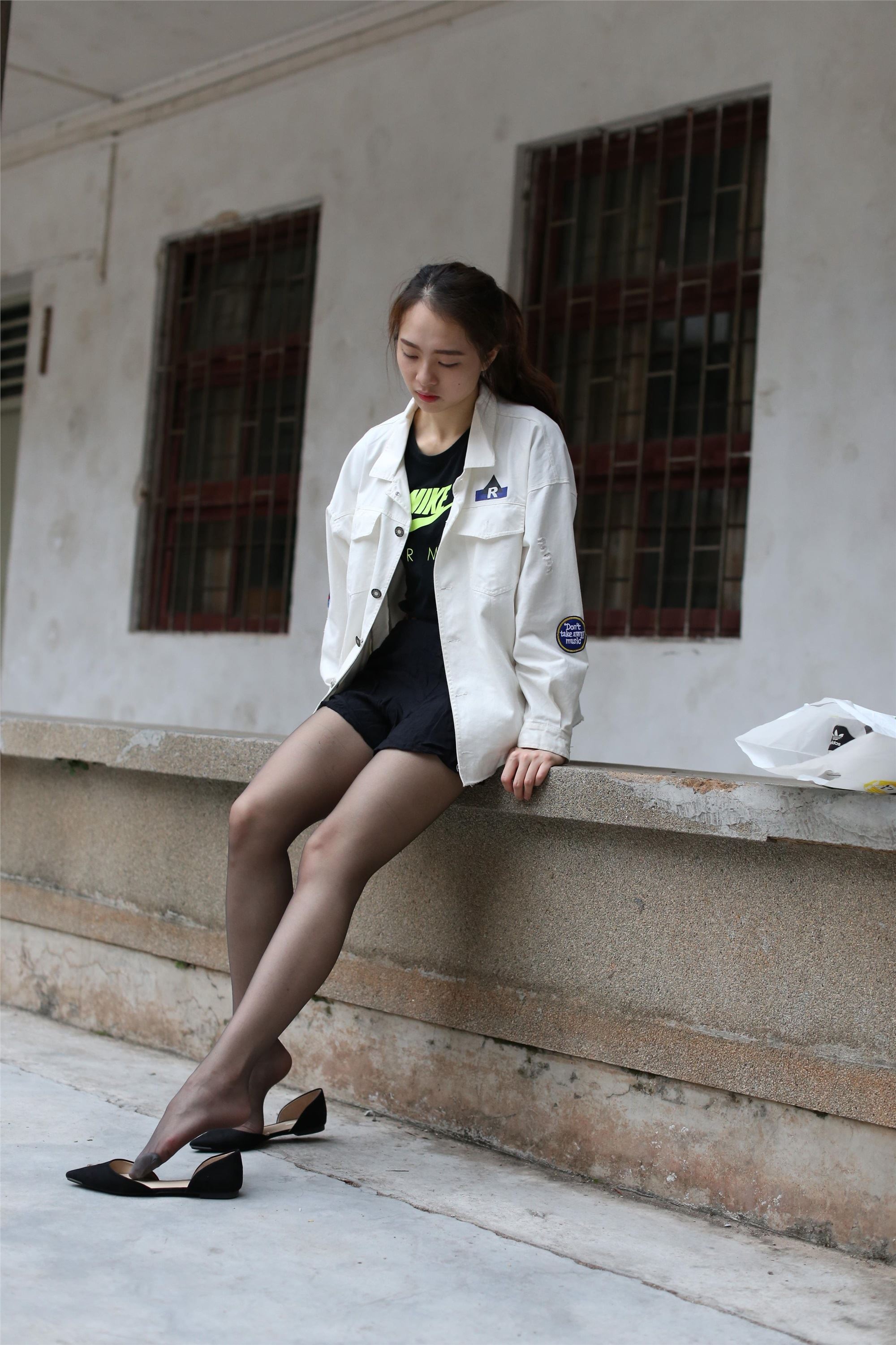 大西瓜美女图片 Z2-2 衬黑丝袜472p1