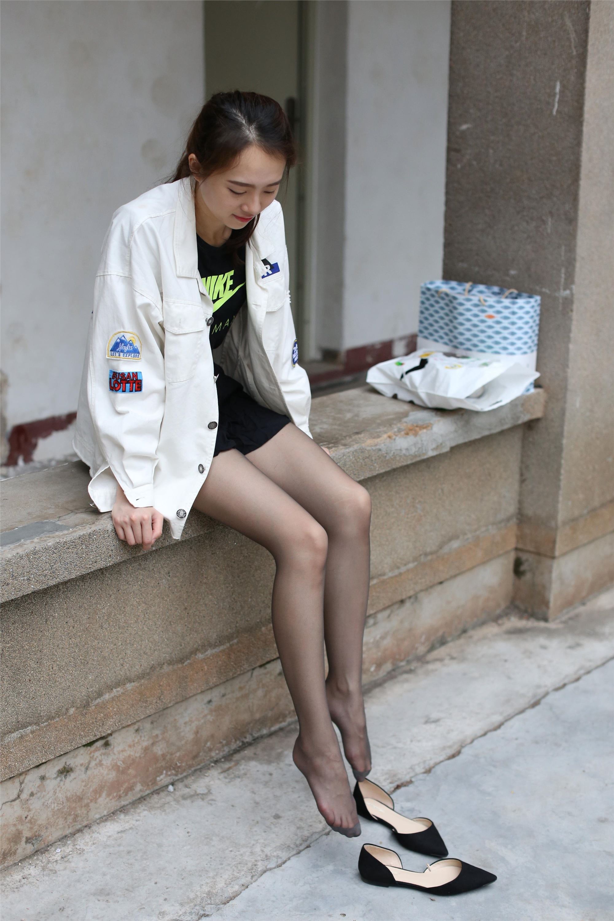 大西瓜美女图片 Z2-2 衬黑丝袜472p1