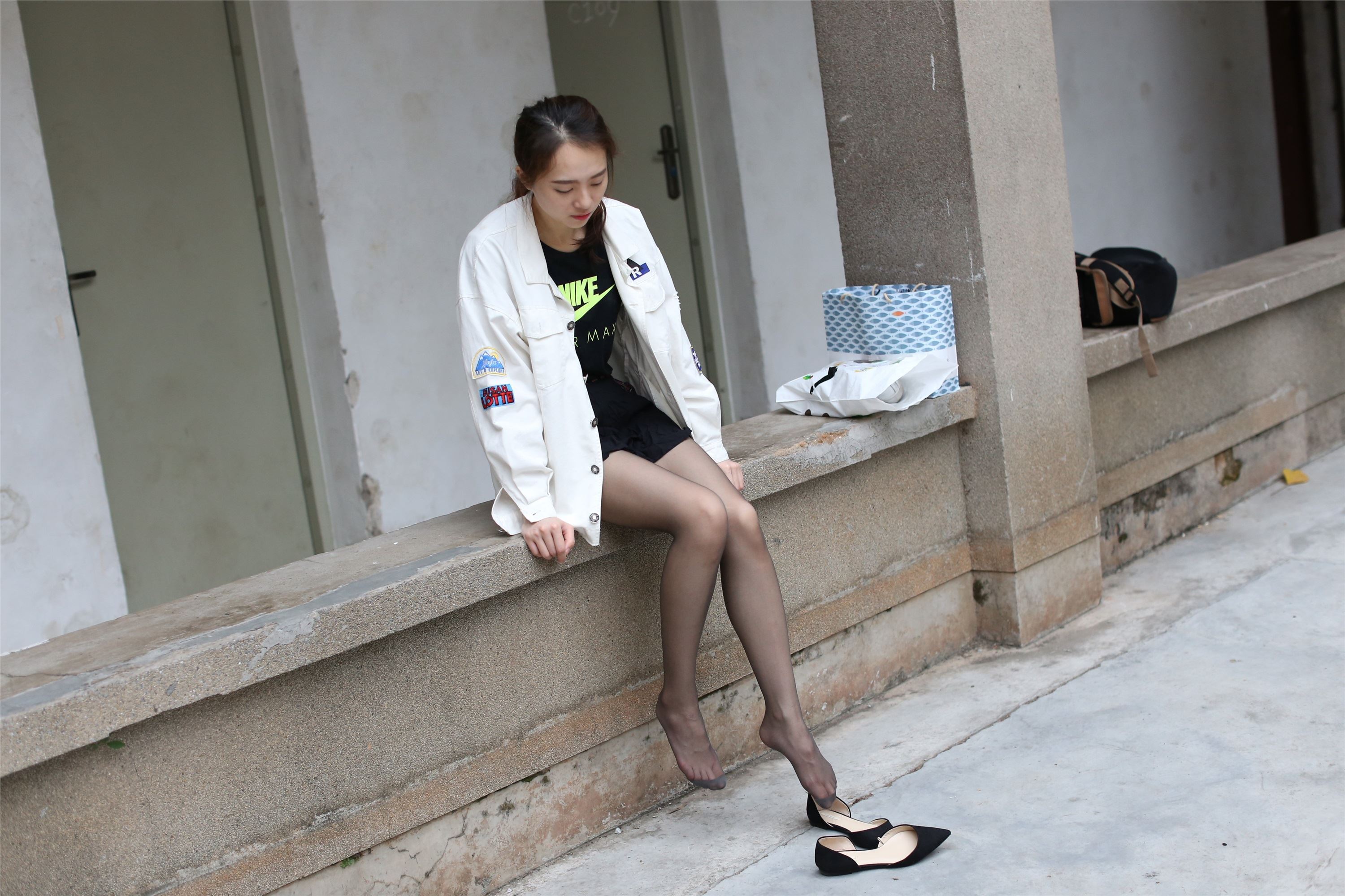 大西瓜美女图片 Z2-2 衬黑丝袜472p1