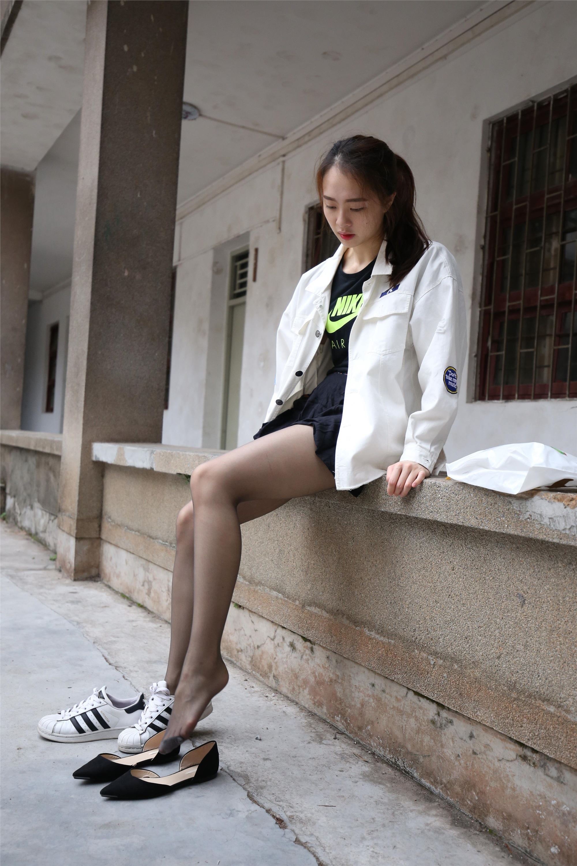 大西瓜美女图片 Z2-2 衬黑丝袜472p1