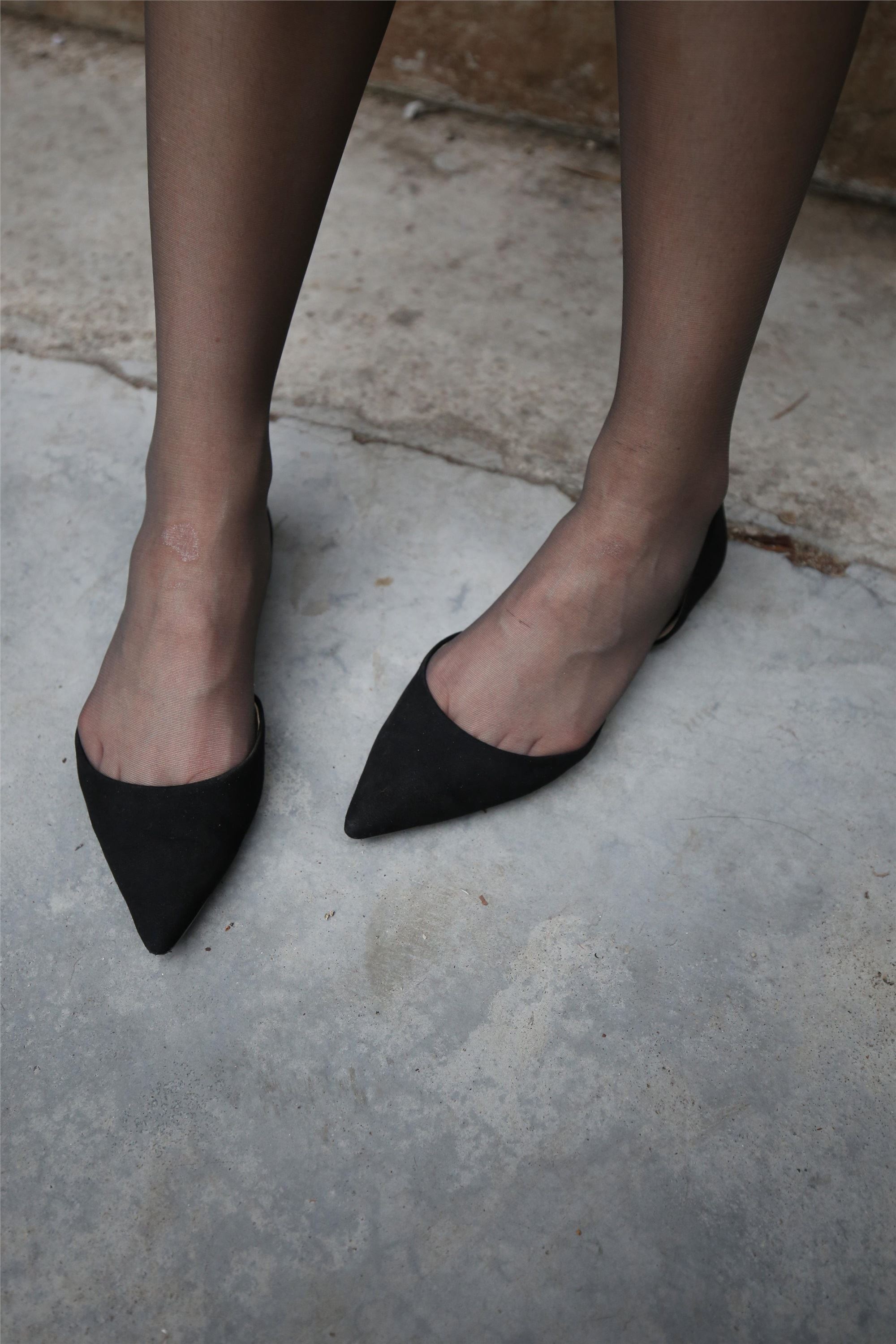 大西瓜美女图片 Z2-2 衬黑丝袜472p1