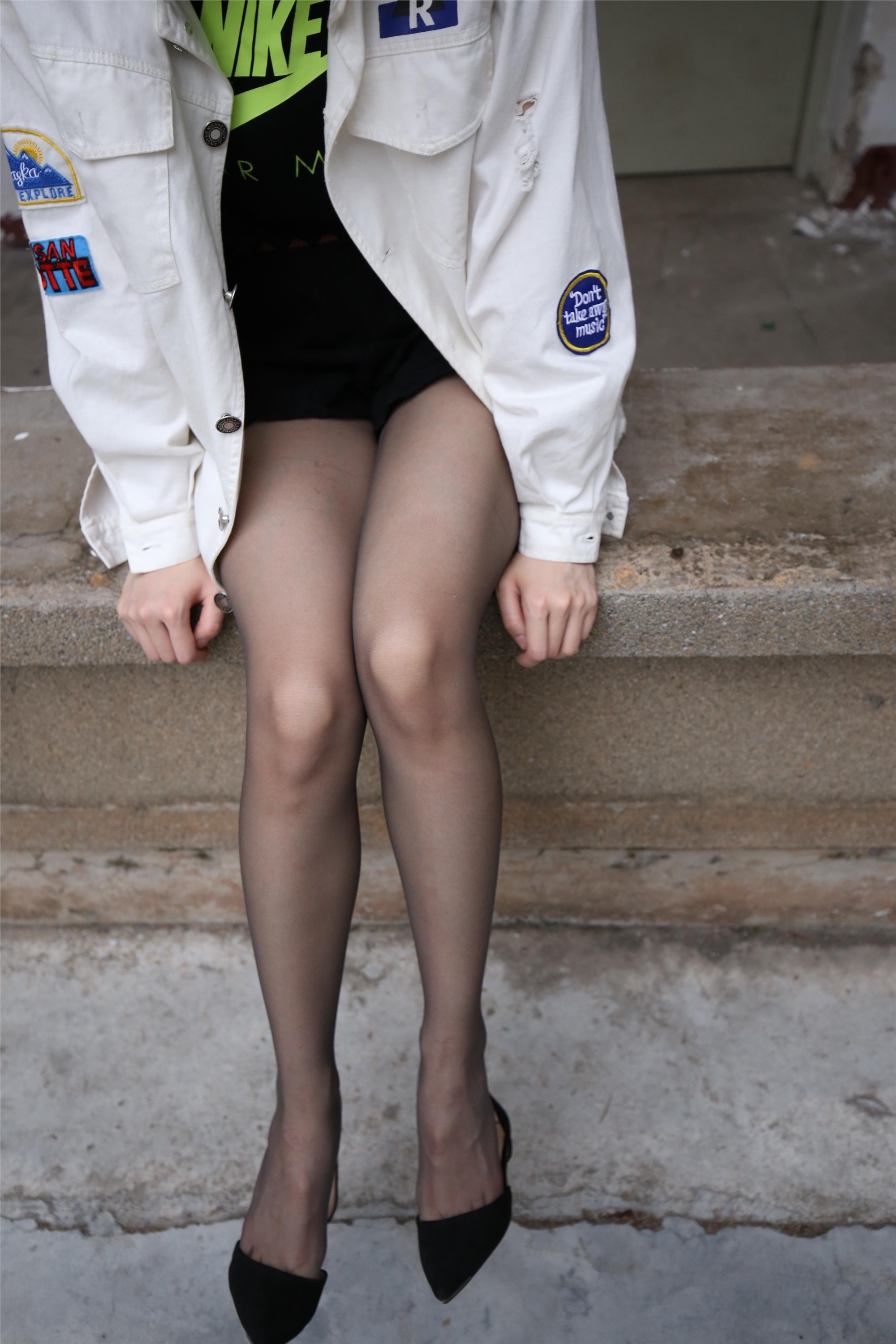 大西瓜美女图片 Z2-2 衬黑丝袜472p1