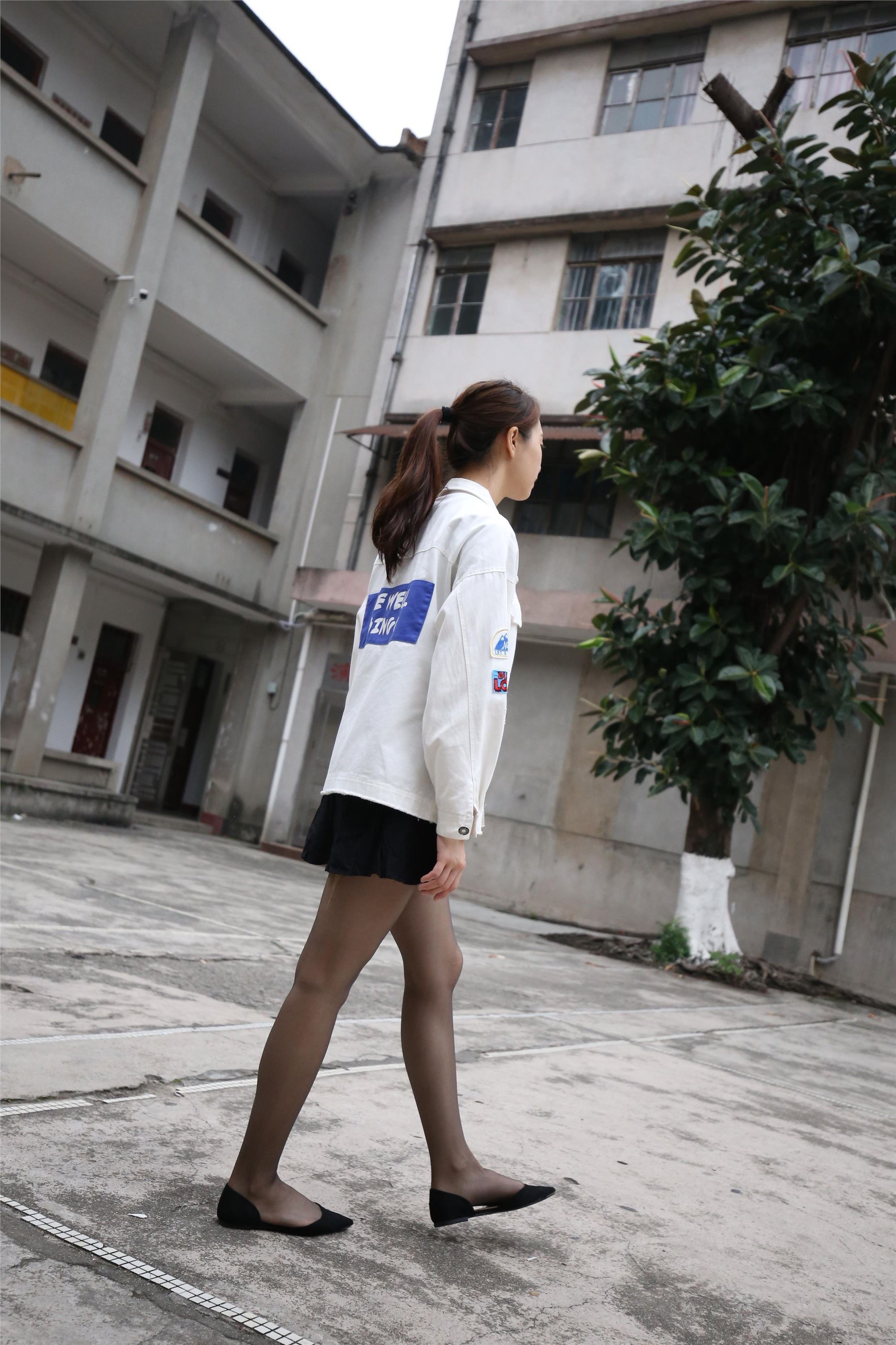 大西瓜美女图片 Z2-2 衬黑丝袜472p3