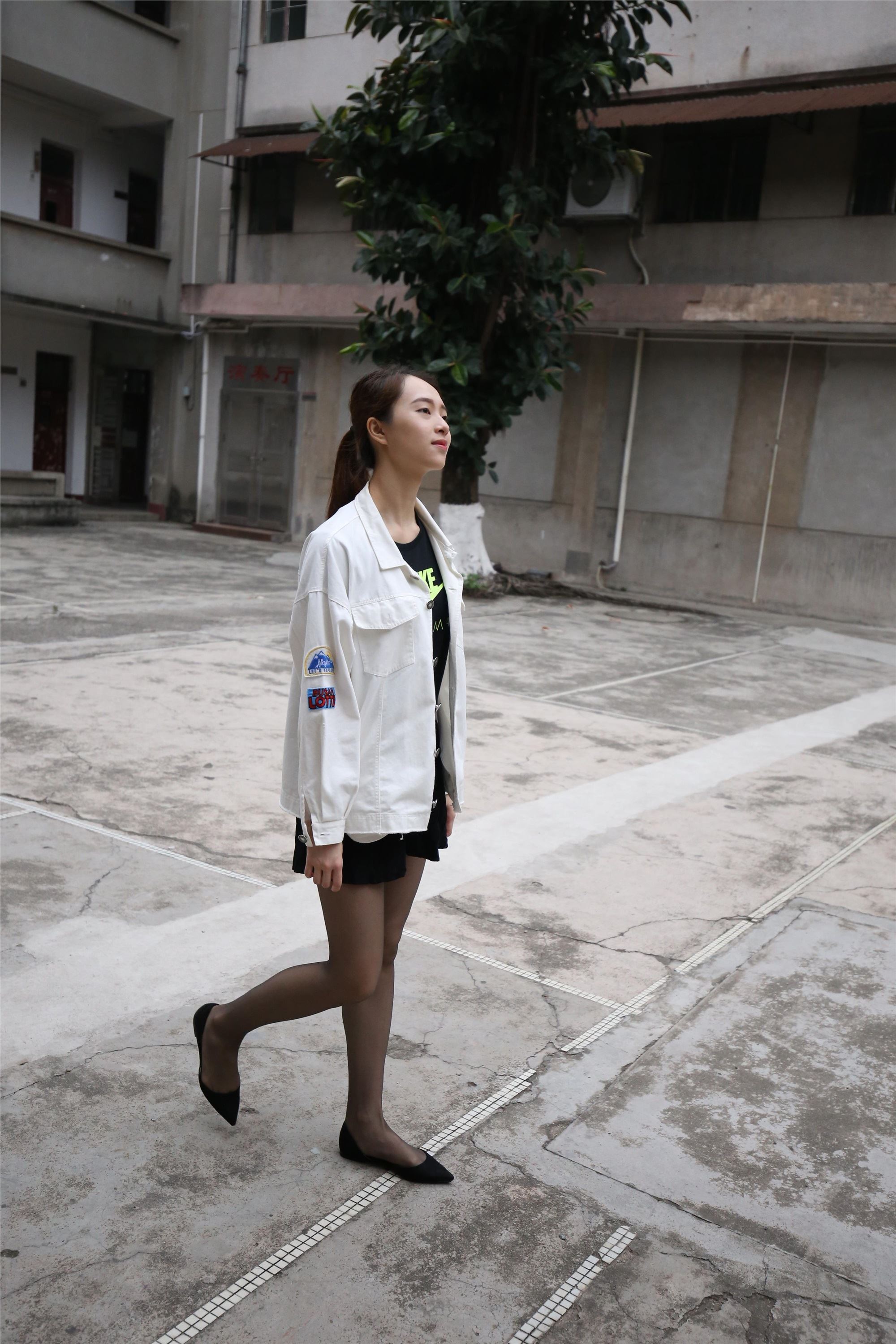 大西瓜美女图片 Z2-2 衬黑丝袜472p3