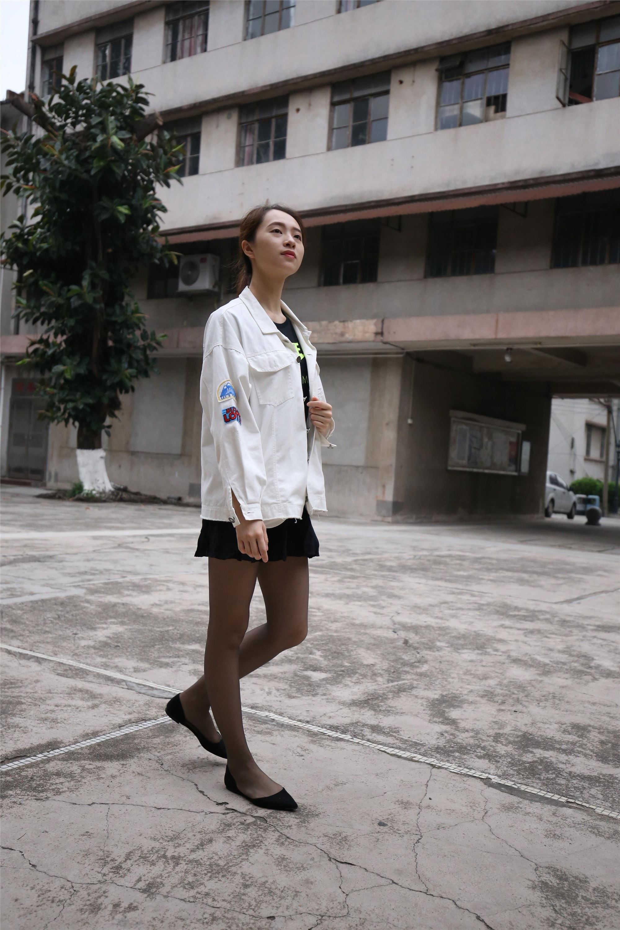 大西瓜美女图片 Z2-2 衬黑丝袜472p3