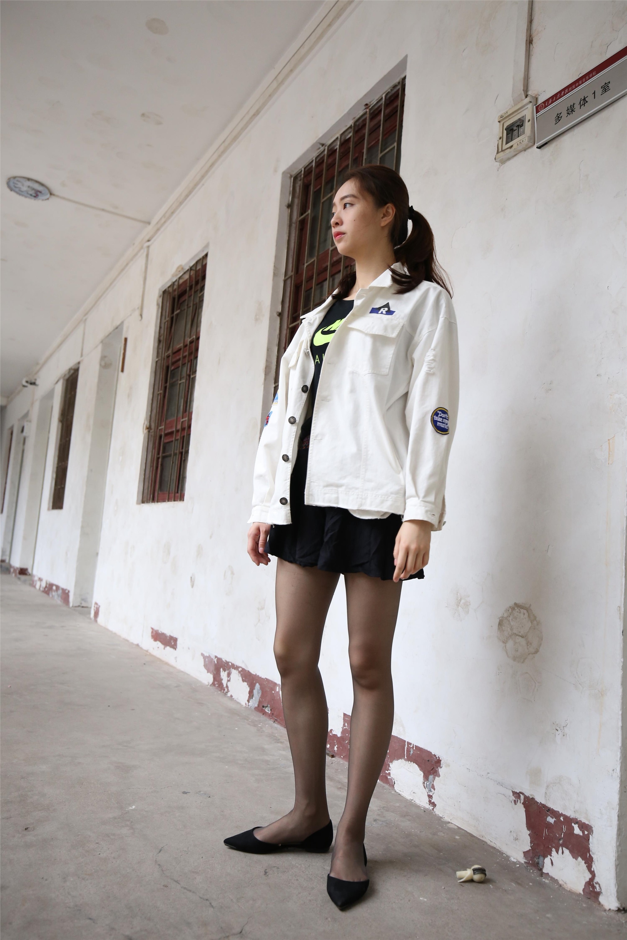 大西瓜美女图片 Z2-2 衬黑丝袜472p3