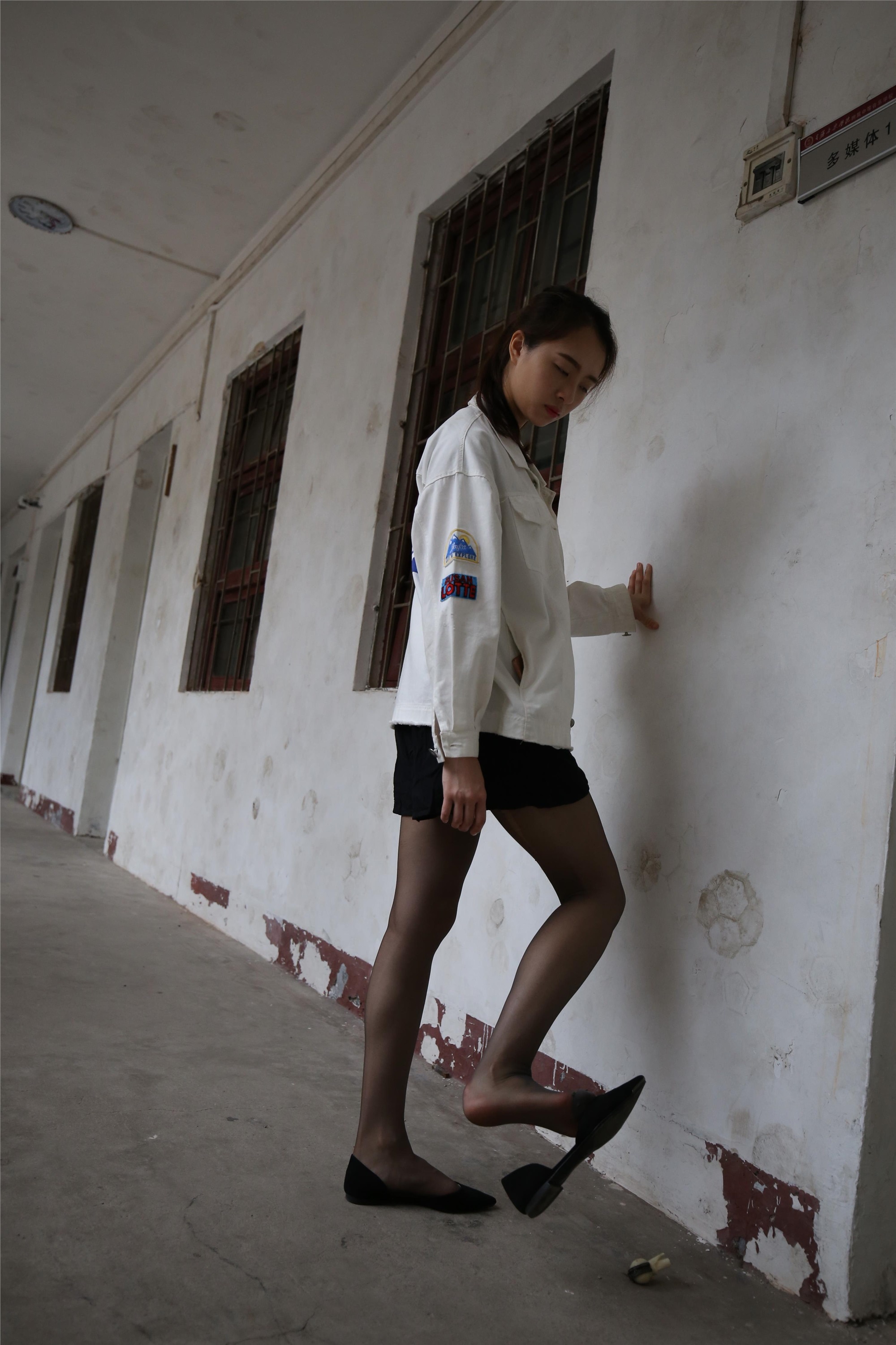 大西瓜美女图片 Z2-2 衬黑丝袜472p3