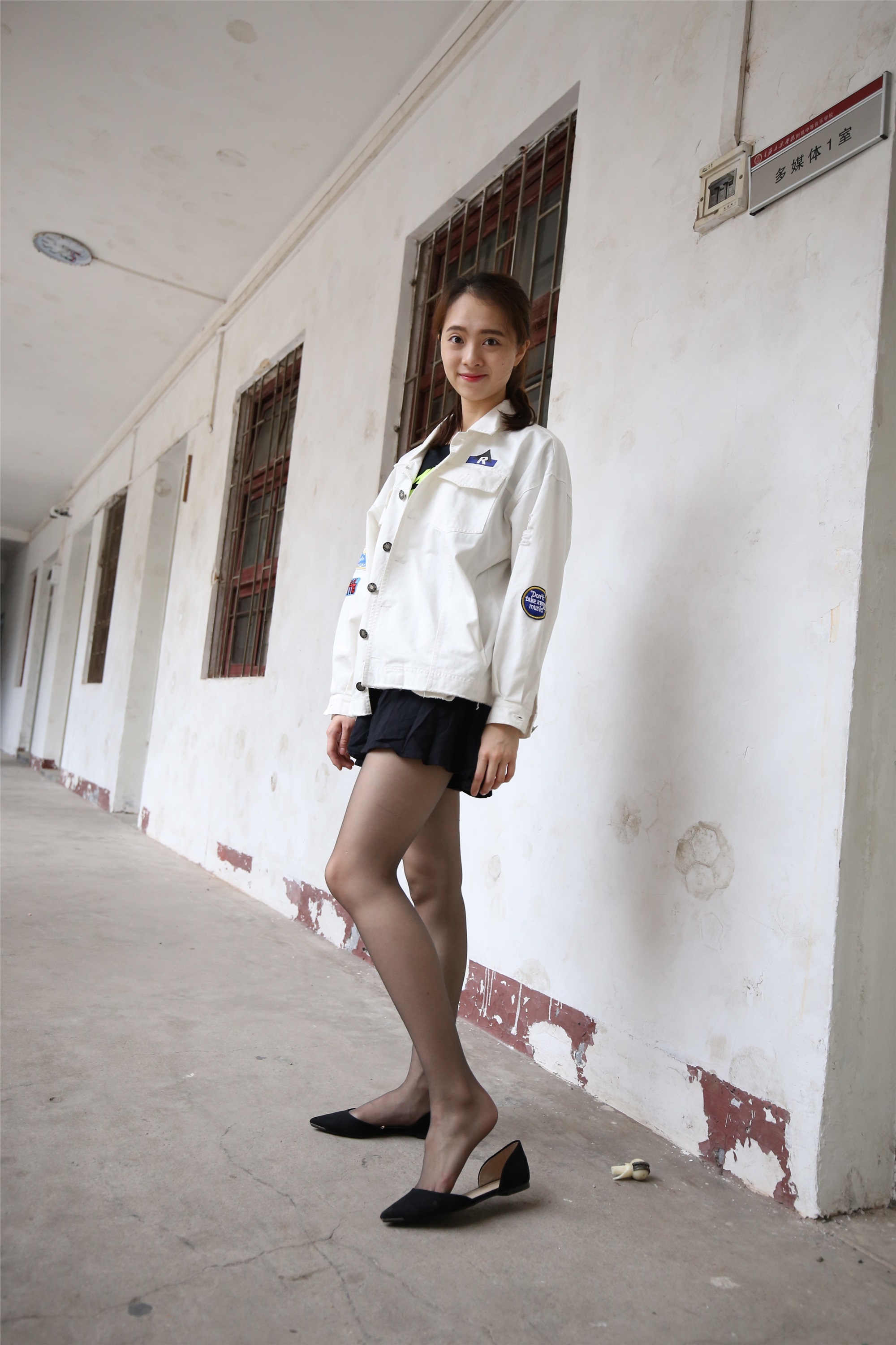 大西瓜美女图片 Z2-2 衬黑丝袜472p3