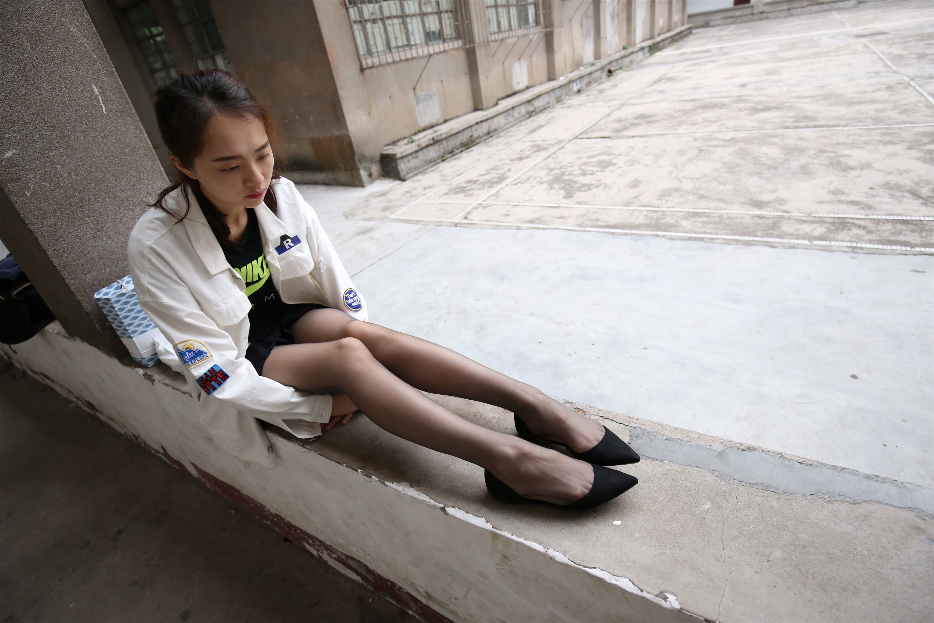 大西瓜美女图片 Z2-2 衬黑丝袜472p3