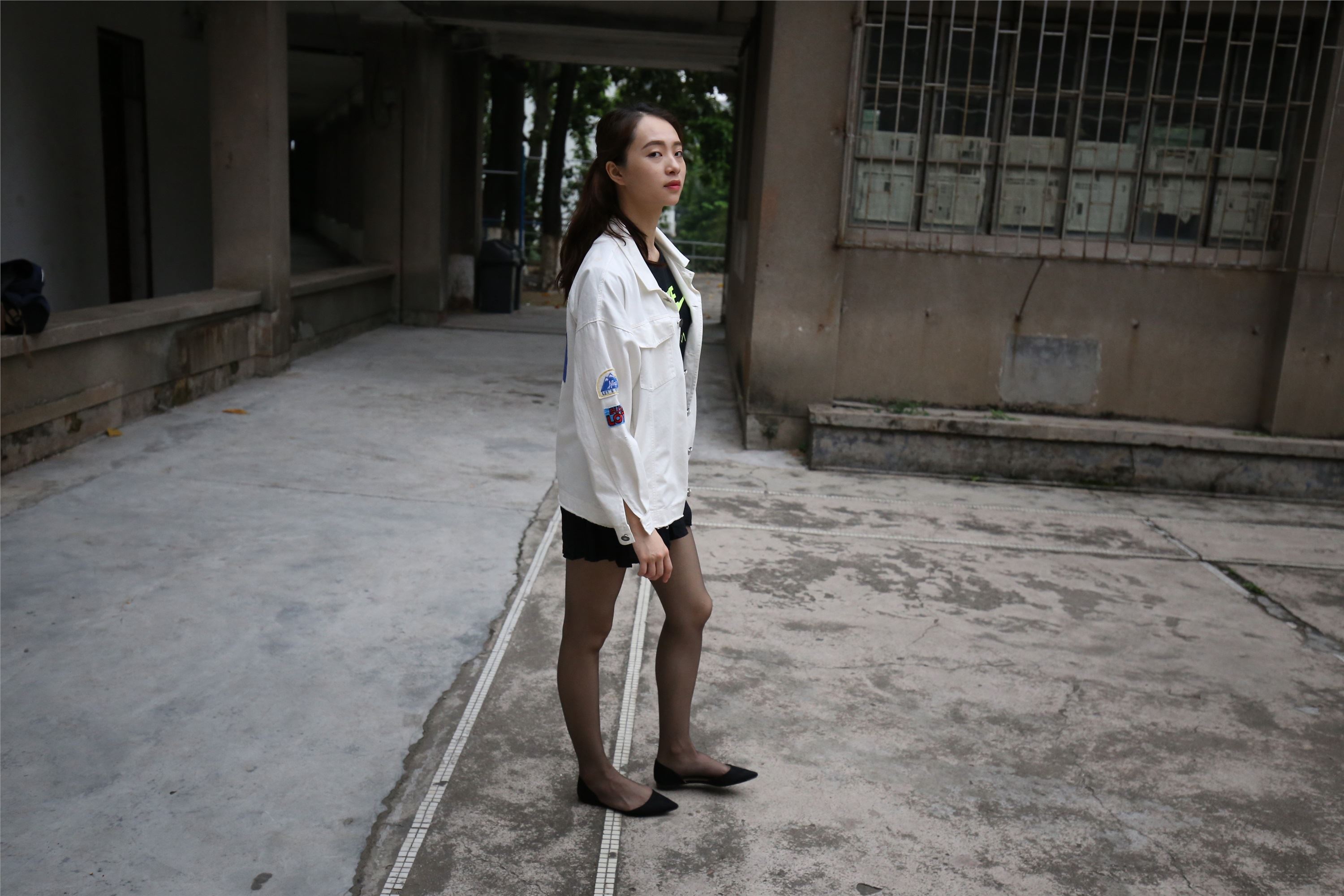 大西瓜美女图片 Z2-2 衬黑丝袜472p3