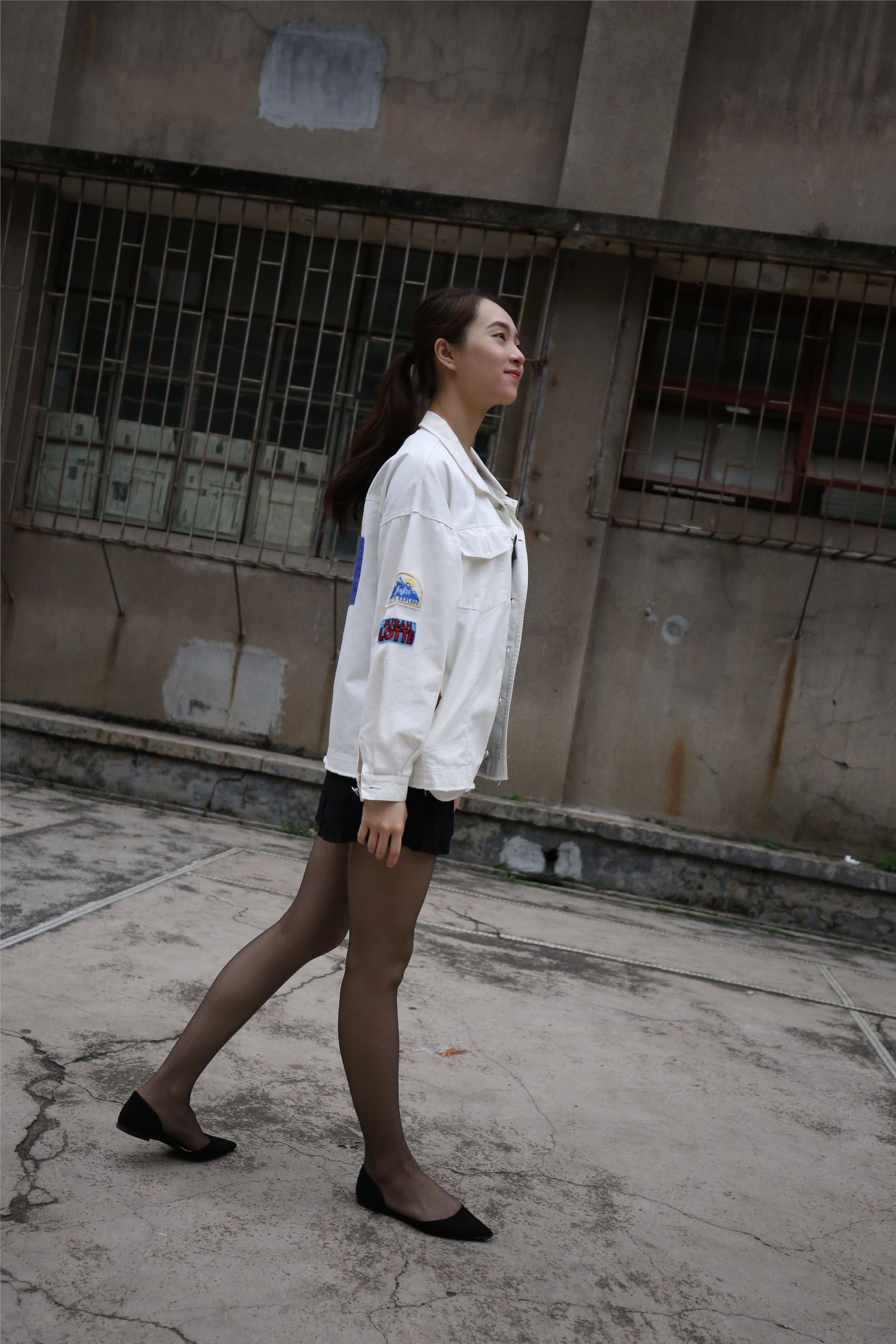 大西瓜美女图片 Z2-2 衬黑丝袜472p3