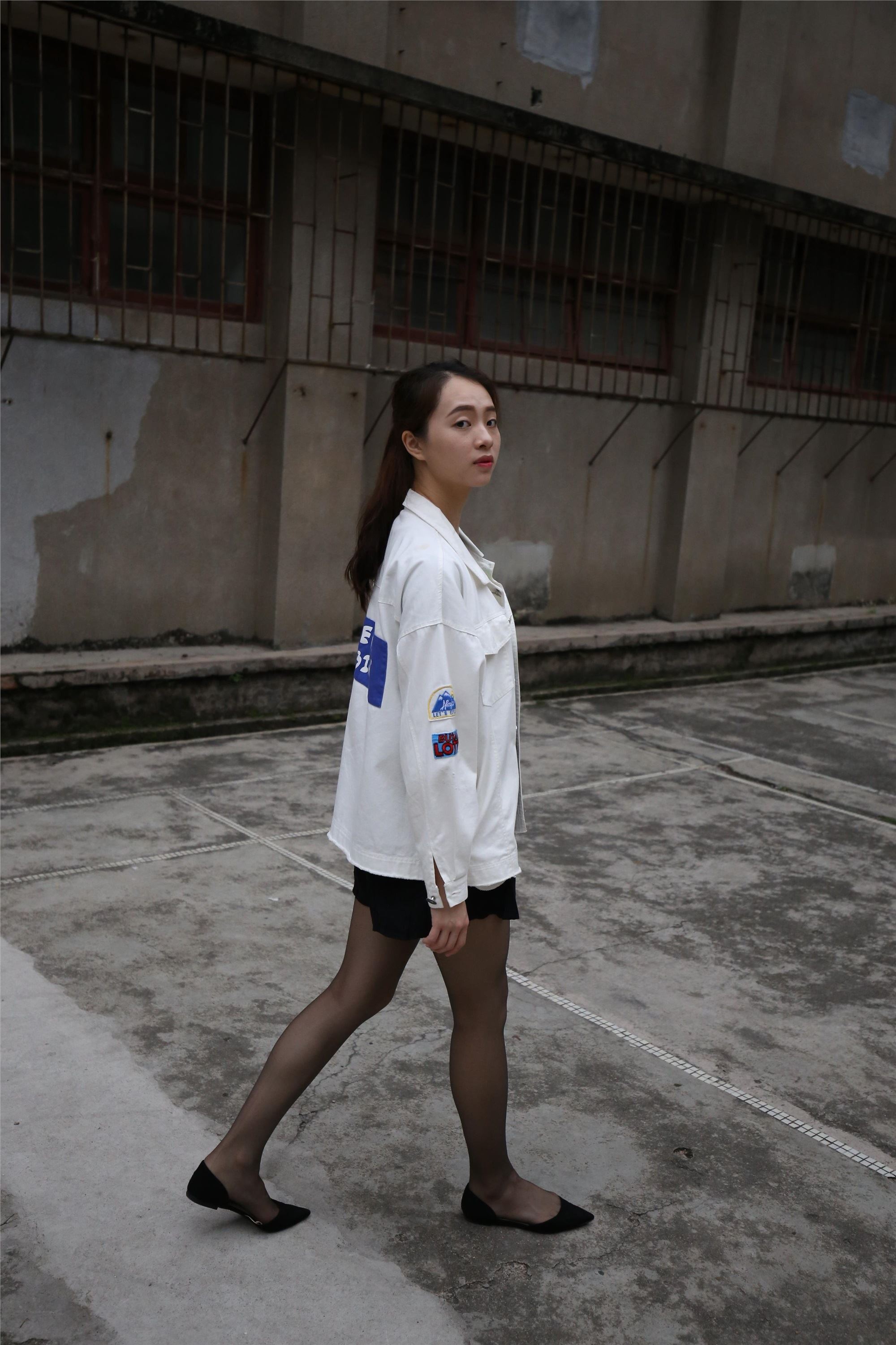 大西瓜美女图片 Z2-2 衬黑丝袜472p3