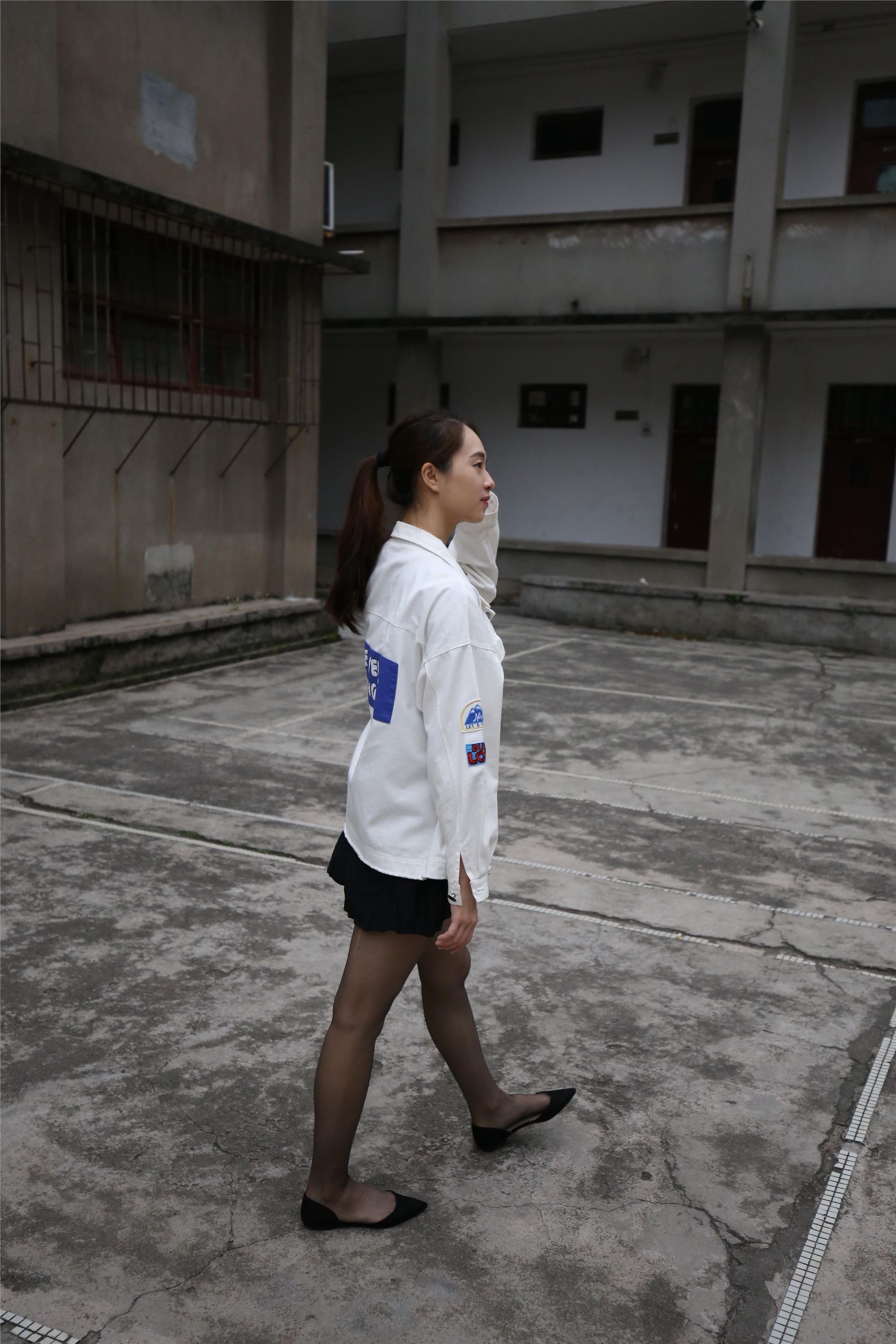 大西瓜美女图片 Z2-2 衬黑丝袜472p3