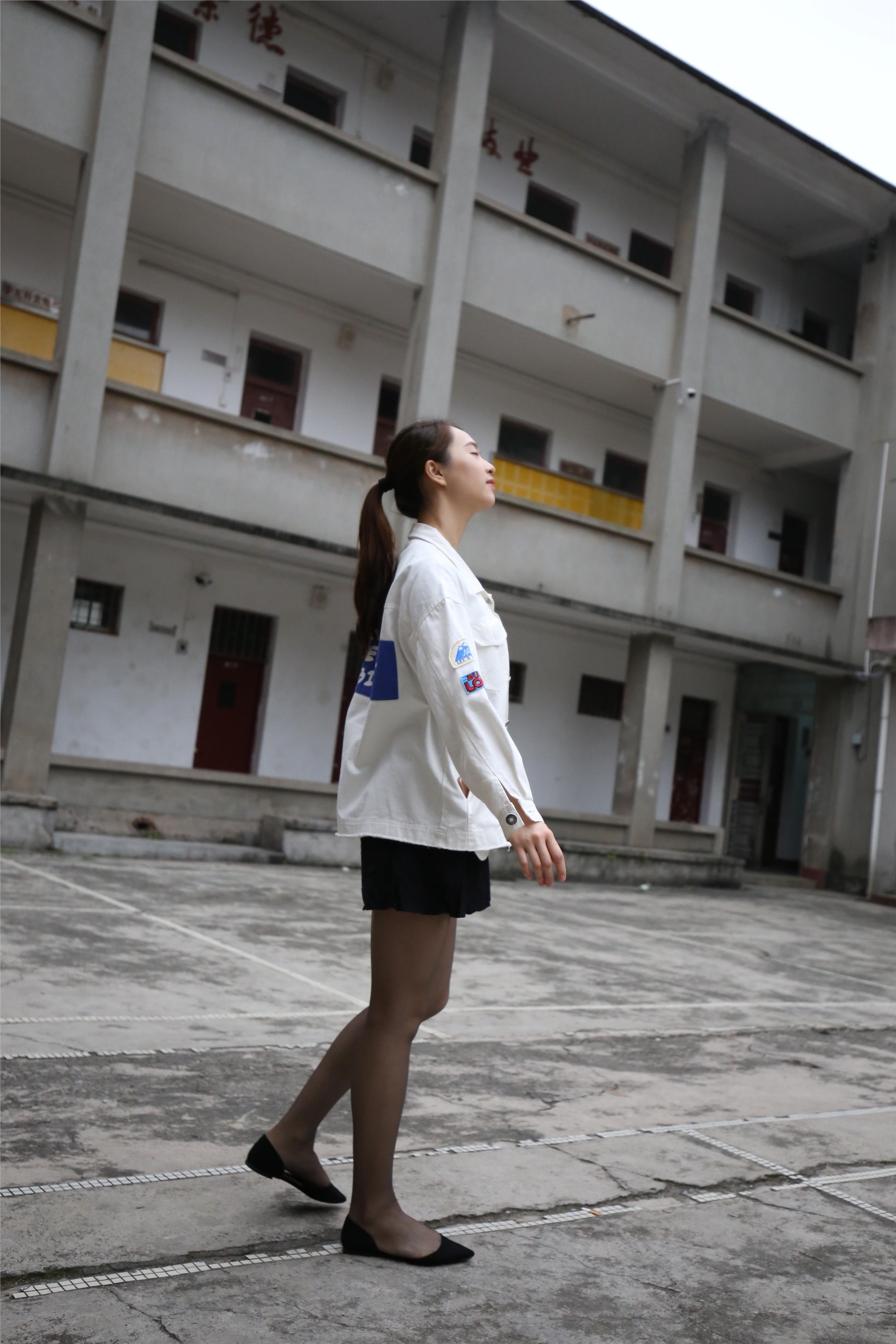 大西瓜美女图片 Z2-2 衬黑丝袜472p3