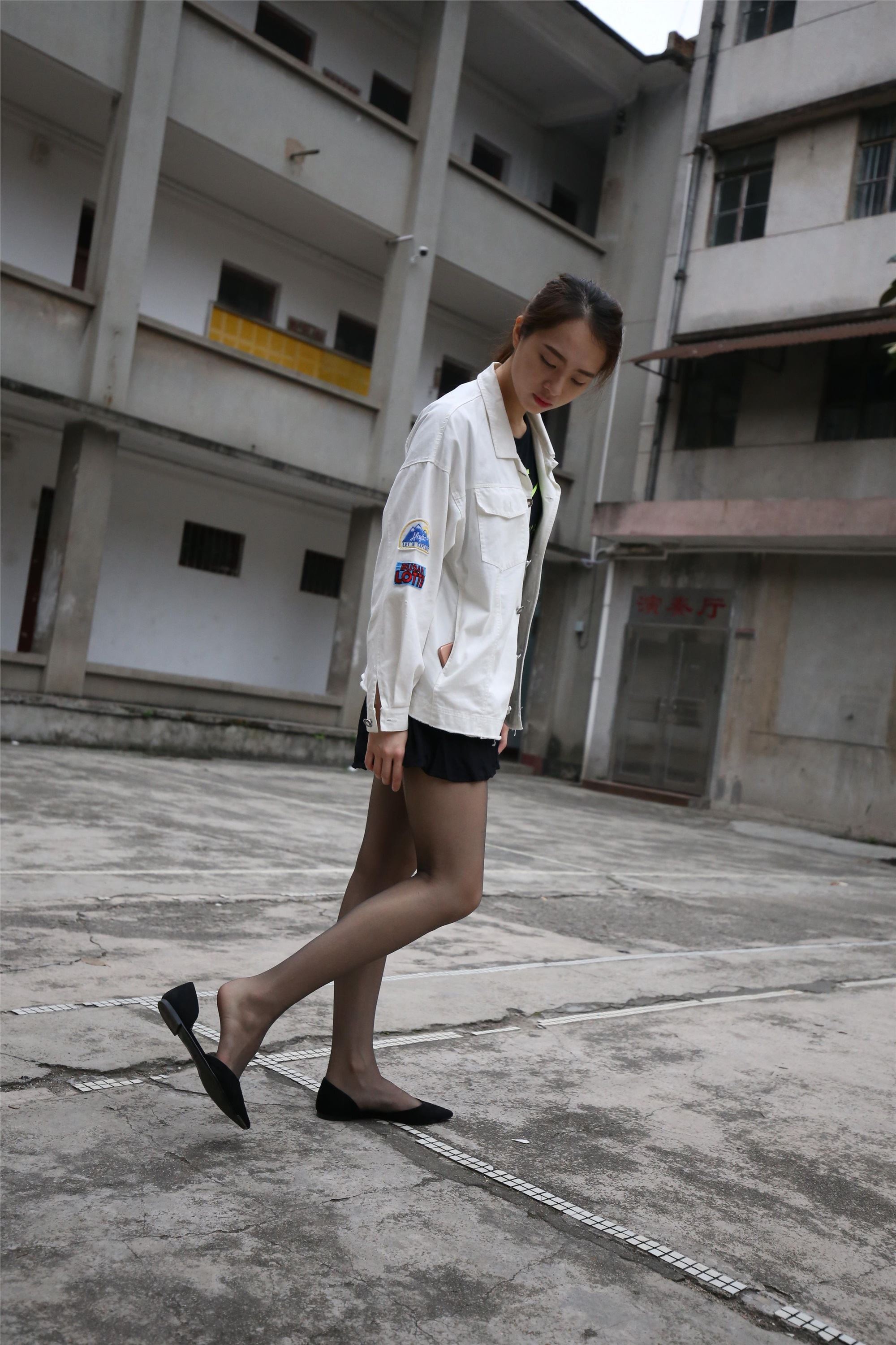 大西瓜美女图片 Z2-2 衬黑丝袜472p3