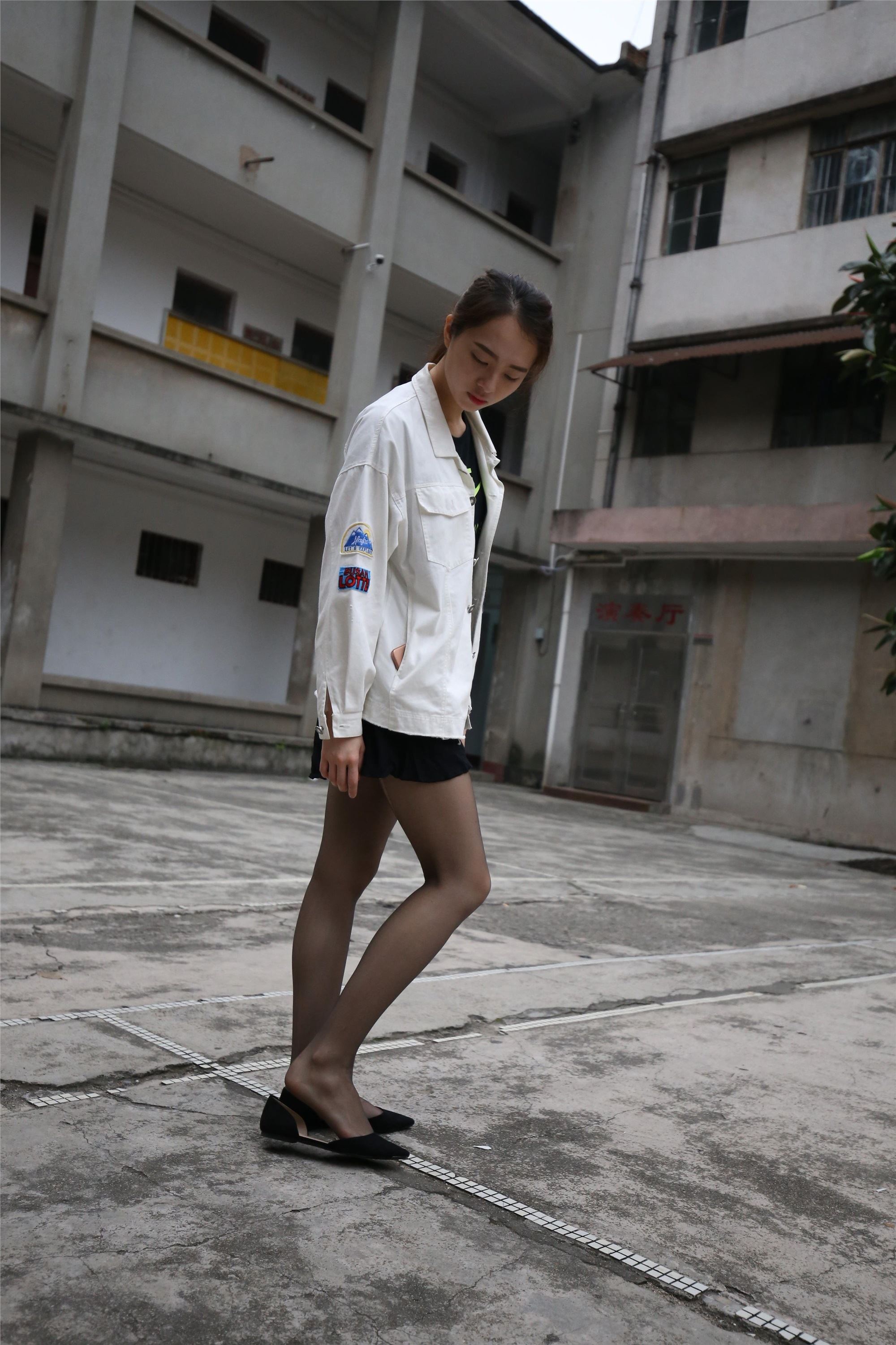 大西瓜美女图片 Z2-2 衬黑丝袜472p3