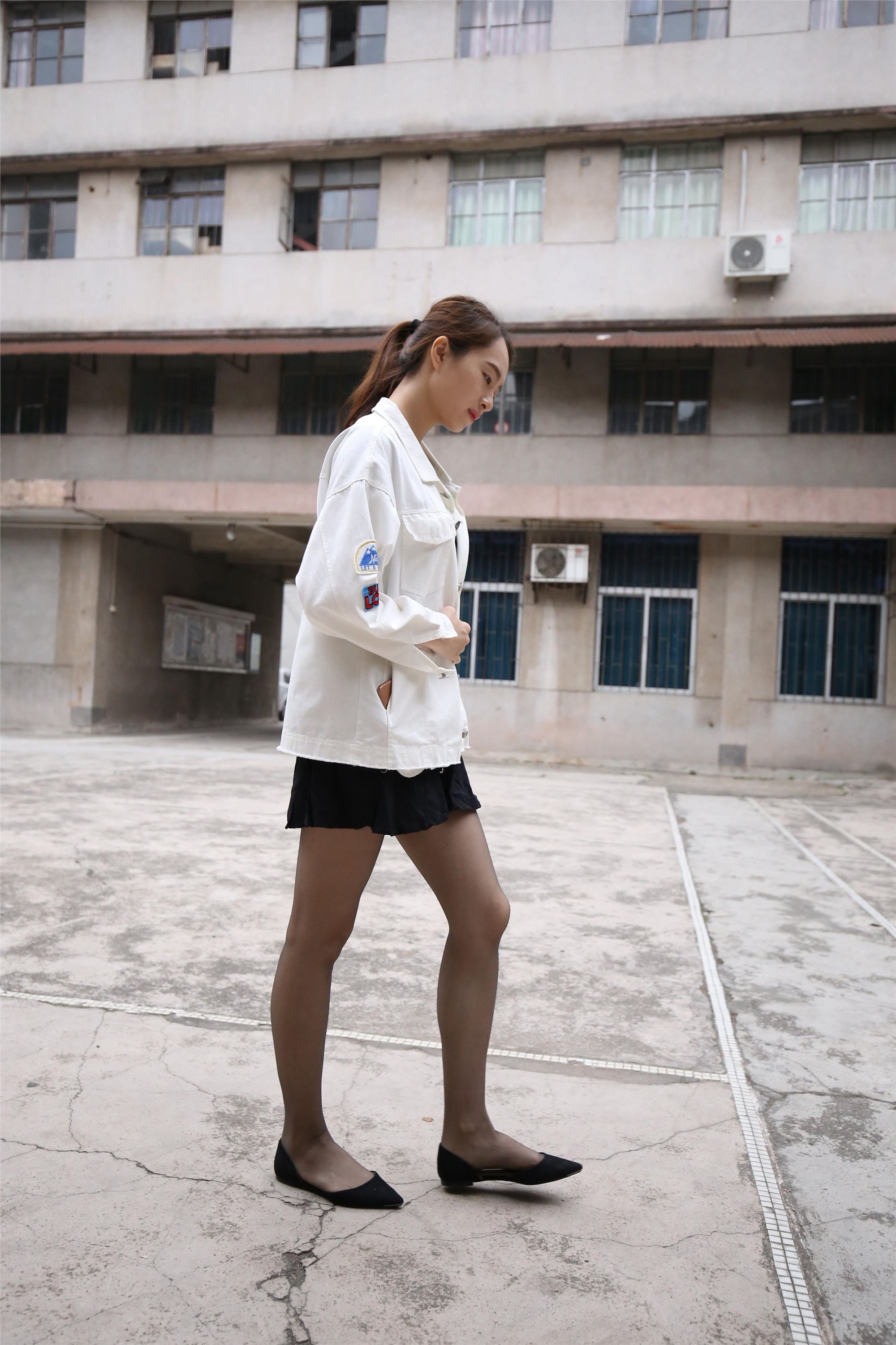 大西瓜美女图片 Z2-2 衬黑丝袜472p4