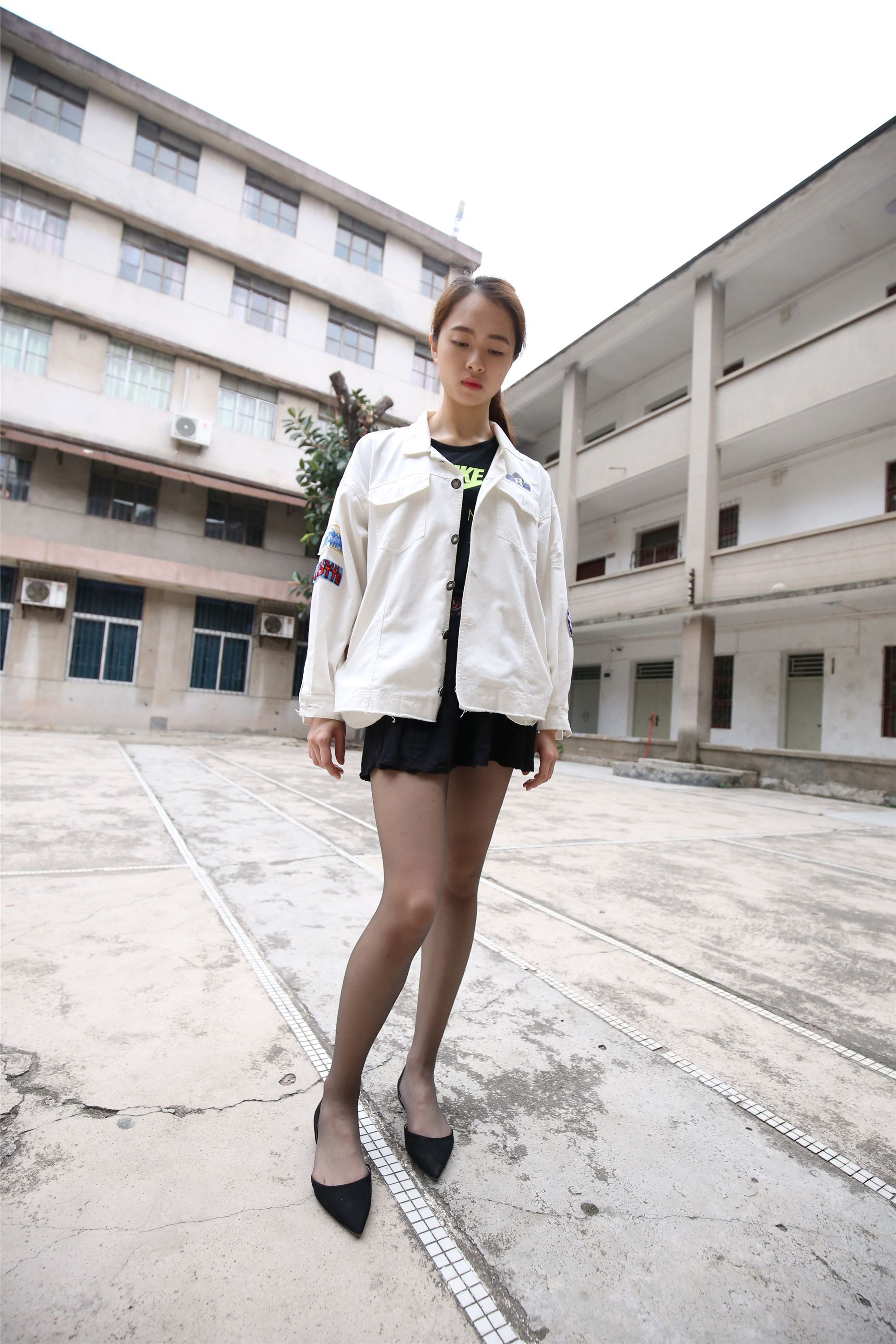 大西瓜美女图片 Z2-2 衬黑丝袜472p4