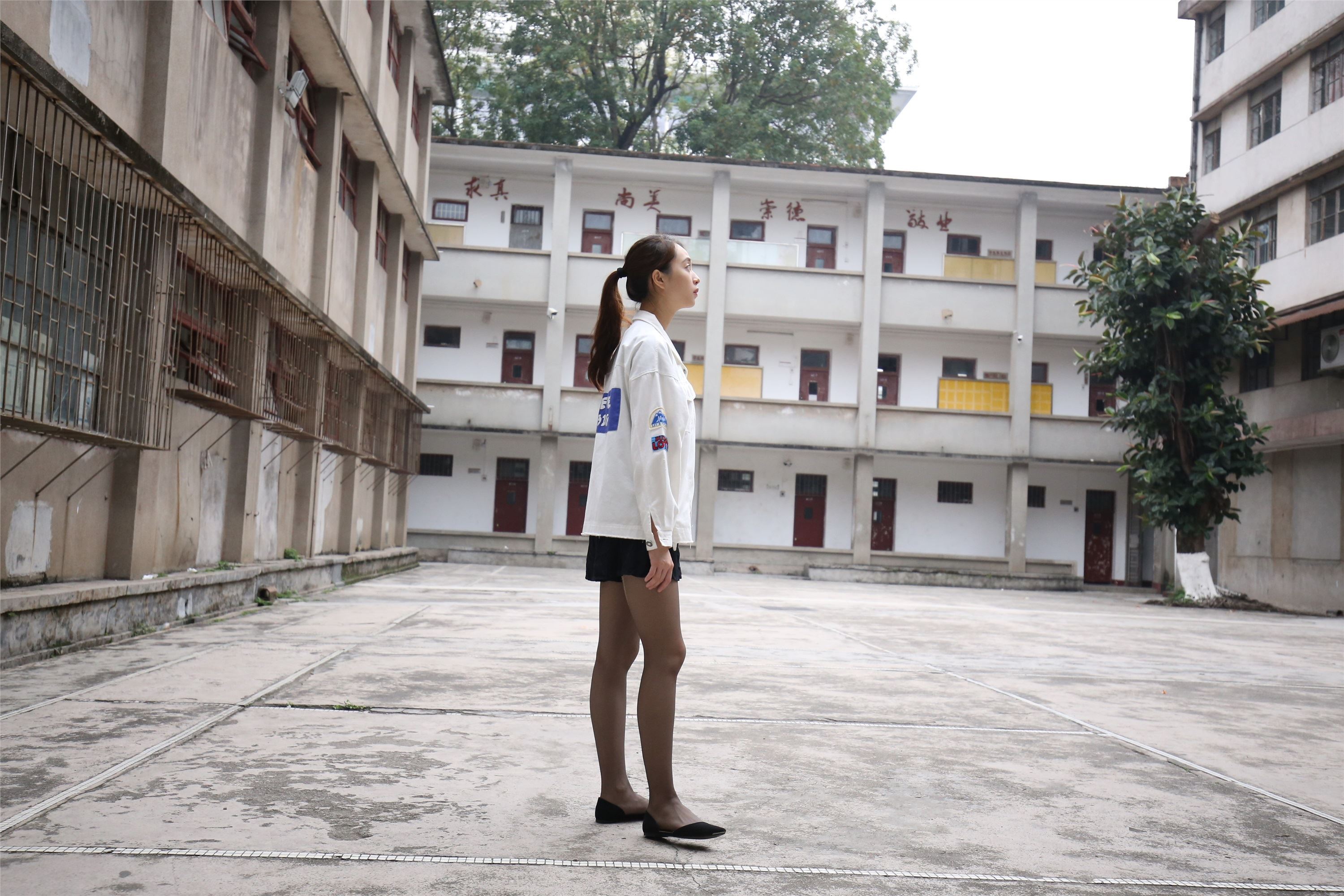 大西瓜美女图片 Z2-2 衬黑丝袜472p4