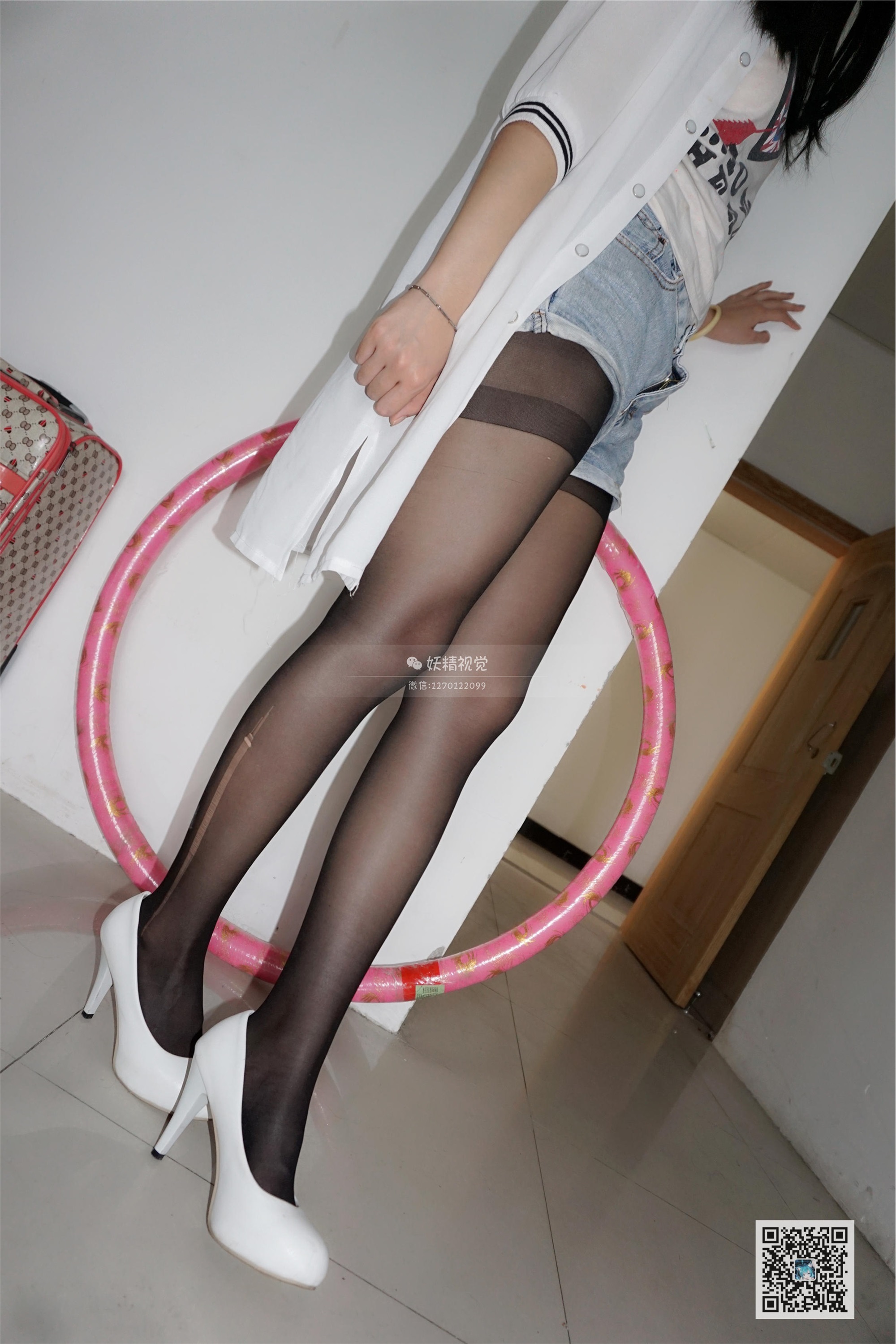 妖精视觉  钰钰 礼仪部的标准黑丝