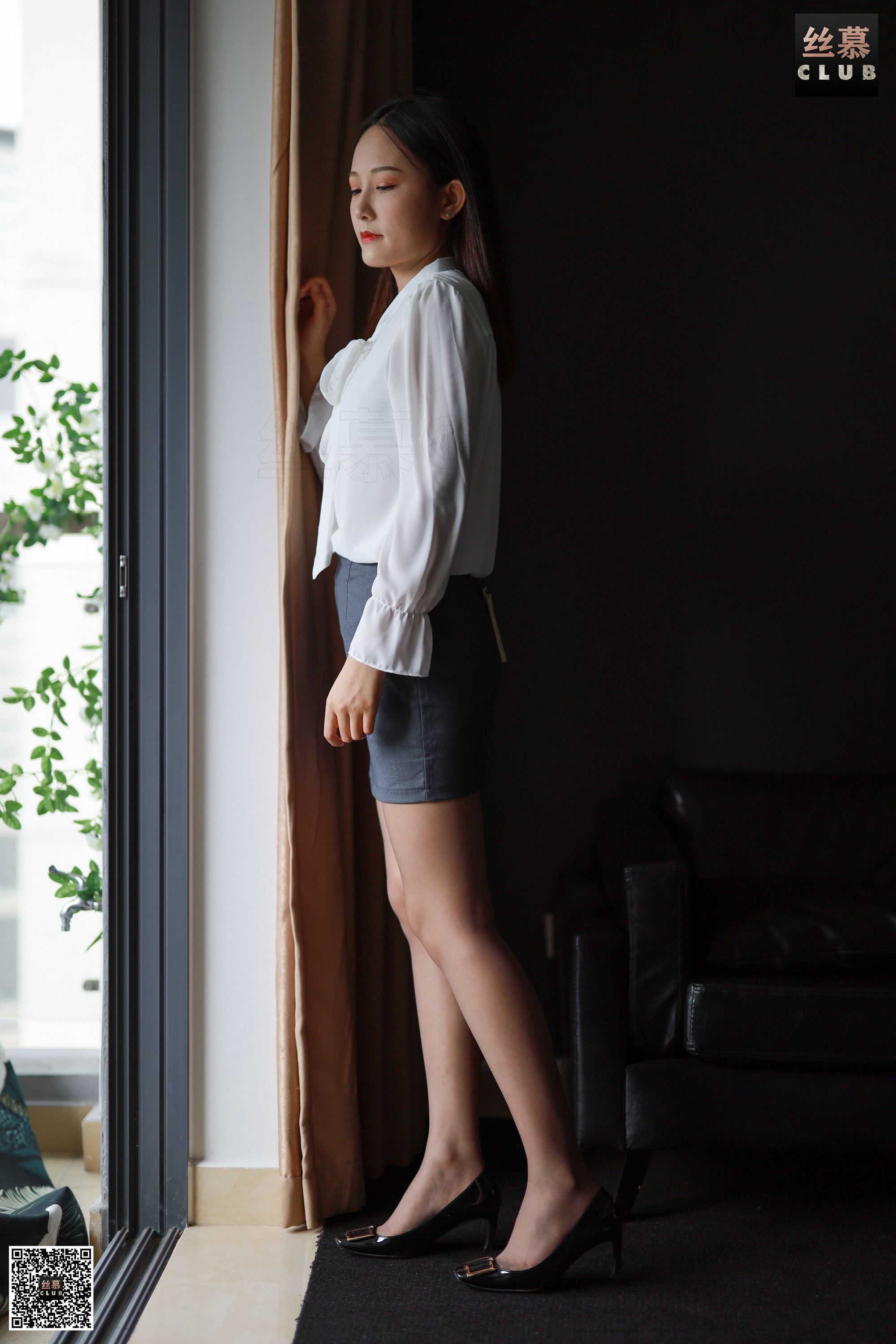 丝慕写真 张小姐的灰SW