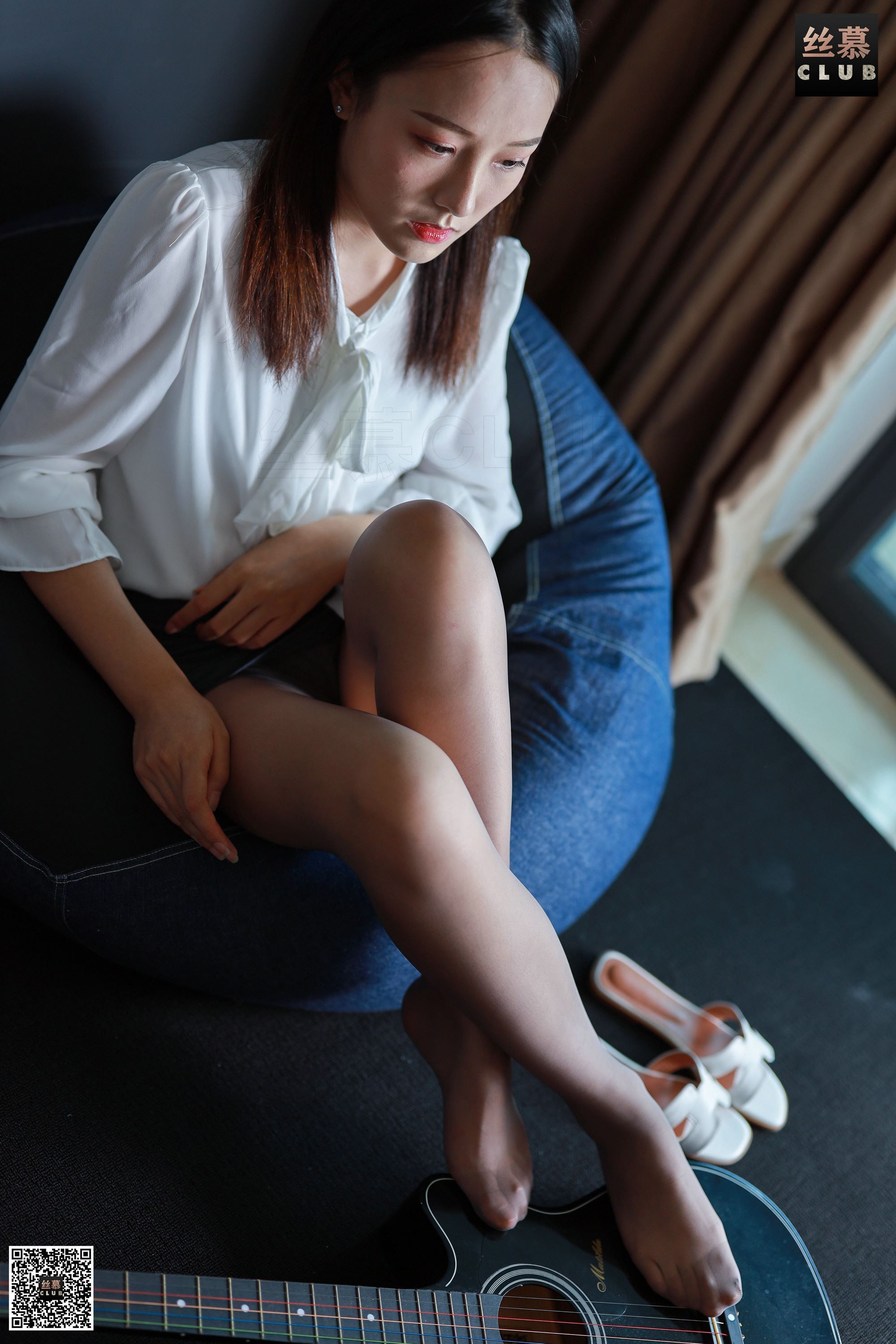 丝慕写真 张小姐的灰SW