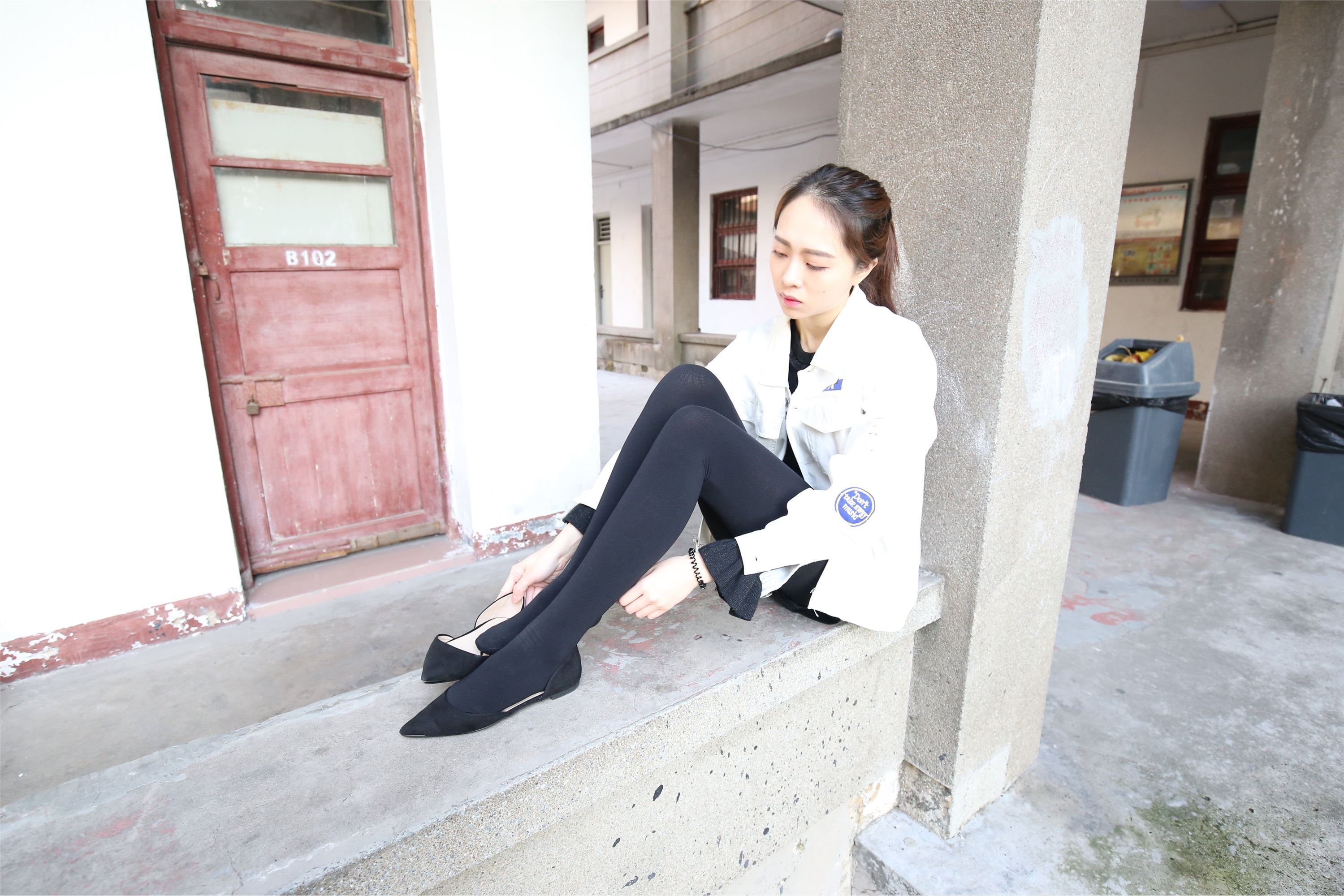 大西瓜美女图片 Z2-1 衬黑厚丝600p1